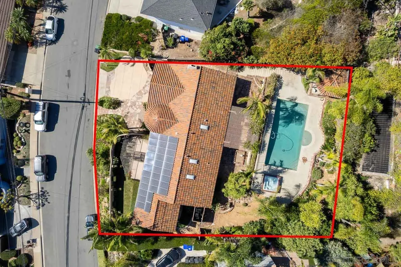 https://cdn.realtyfeed.com/cdn/127/260004822/598d2fe9bed726d9fce67d0c5de5761f.webp
