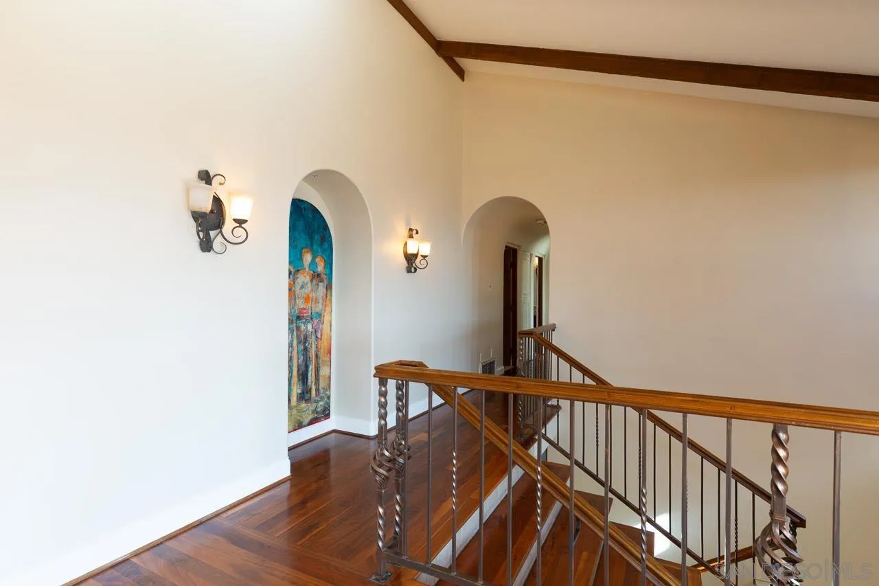 https://cdn.realtyfeed.com/cdn/127/260004822/d9ffd3e8b0320d9169b2a6b137aa8861.webp