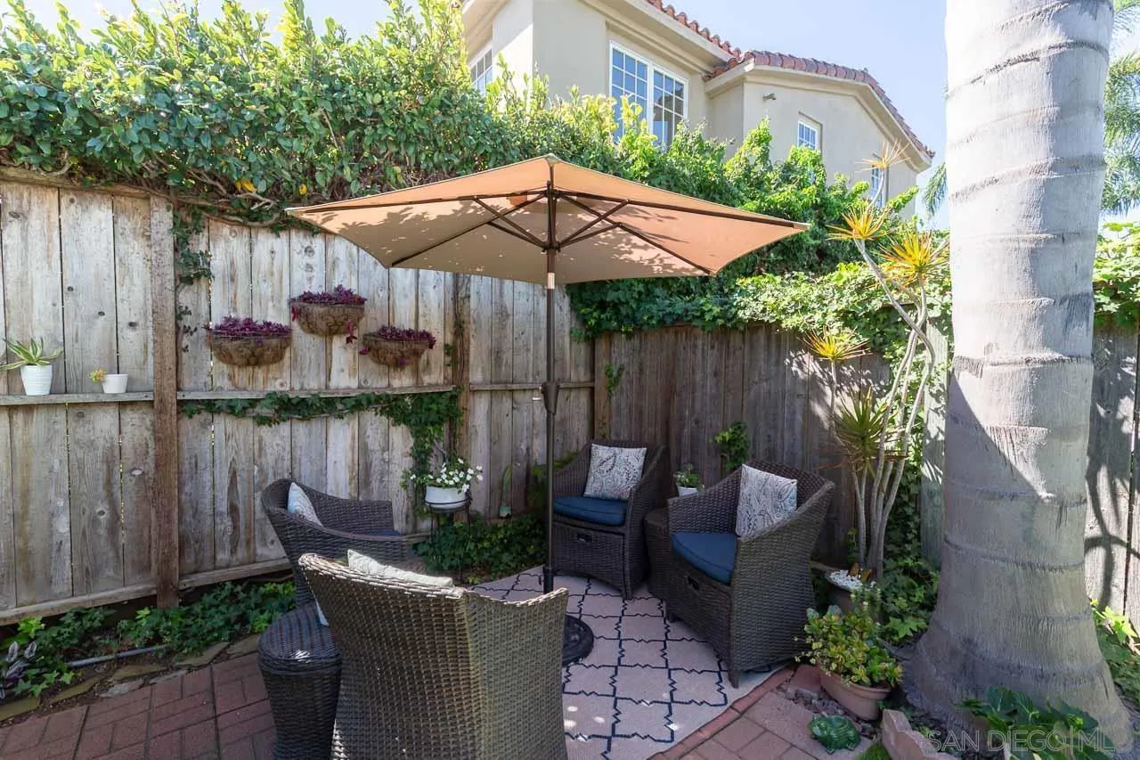 https://cdn.realtyfeed.com/cdn/127/260004833/f7a7f1245ad846f08582636518ee14a8.webp