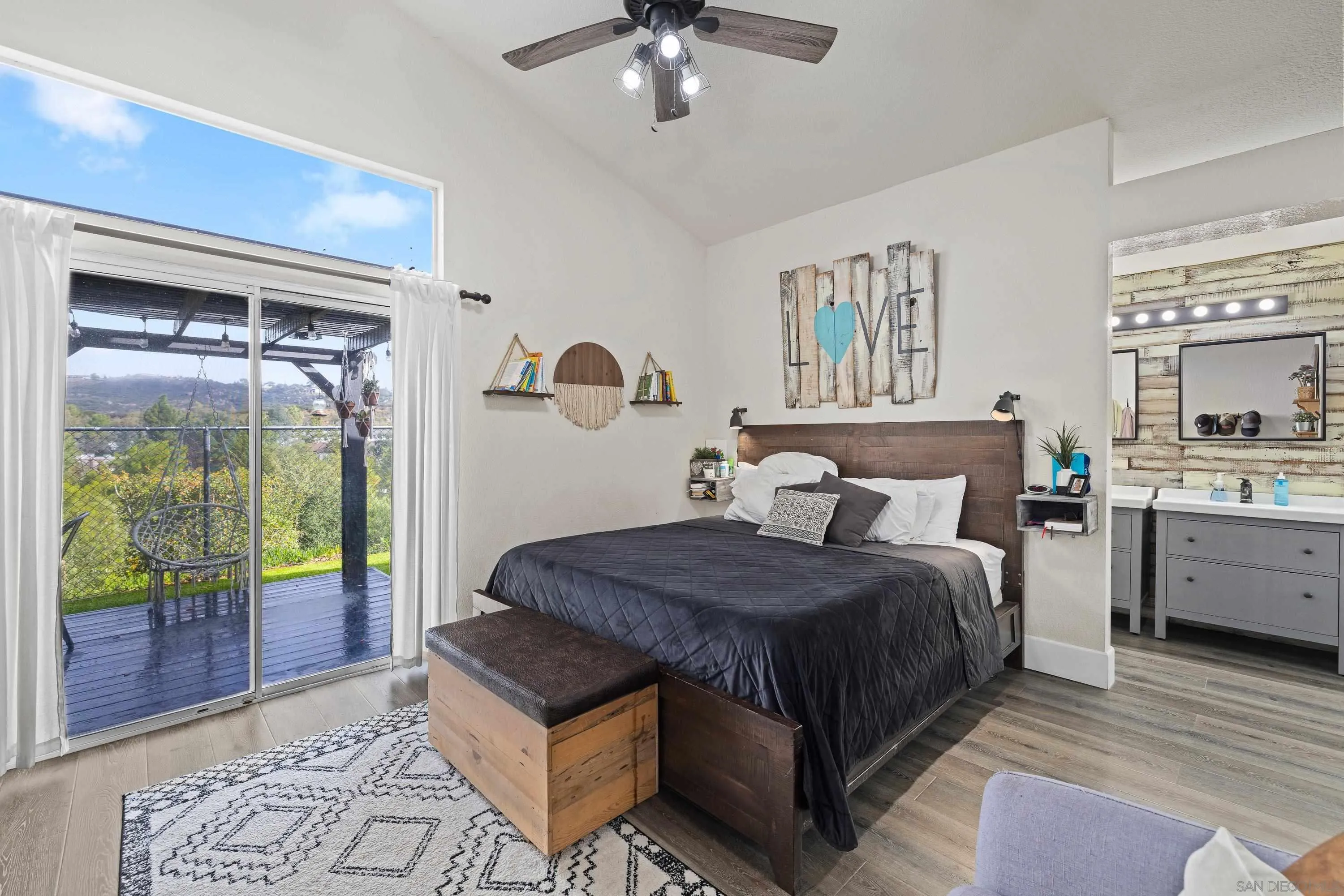 https://cdn.realtyfeed.com/cdn/127/260004836/b2c949350066d45e5d611d260c35b2e0.webp