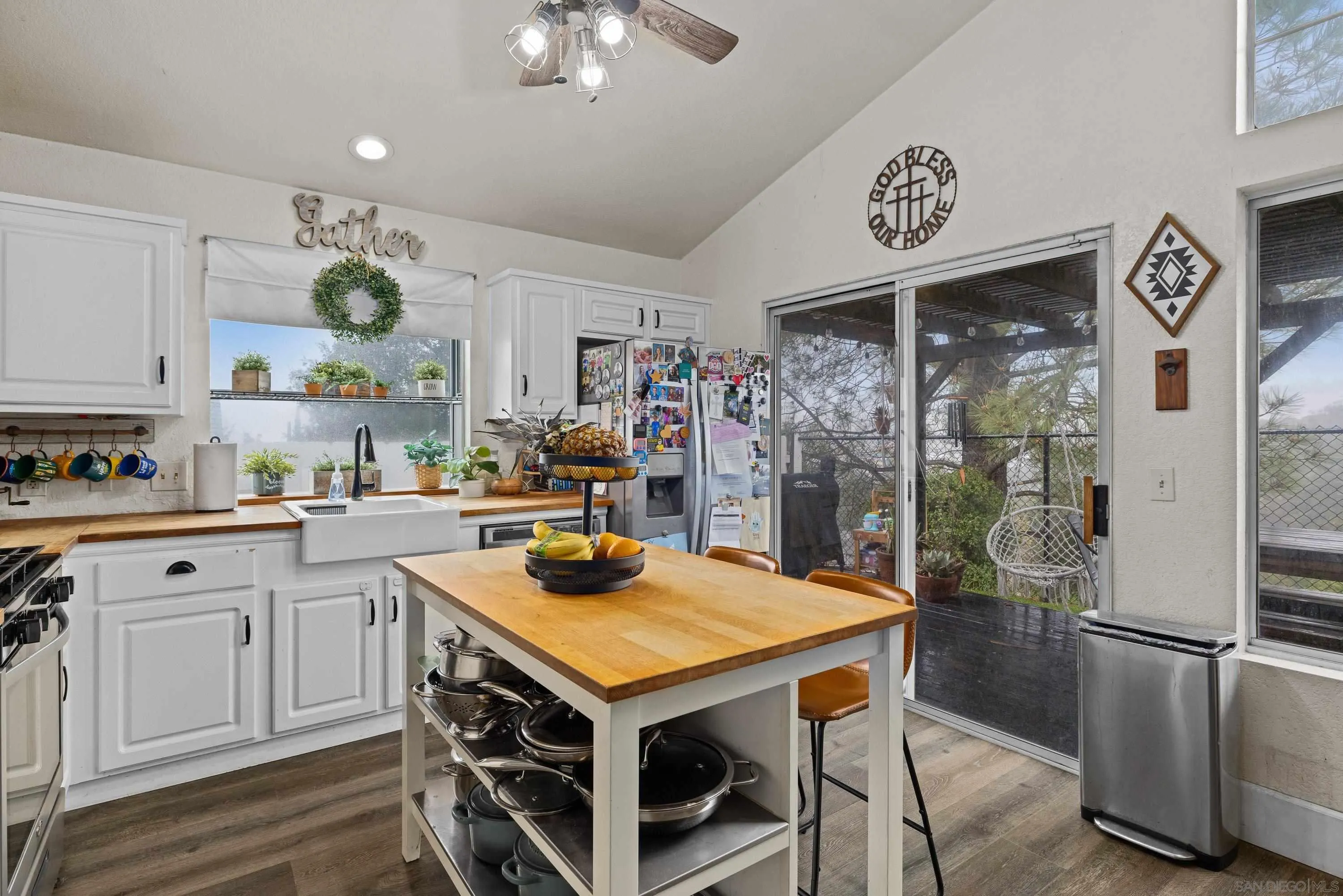https://cdn.realtyfeed.com/cdn/127/260004836/c9f627c82e9a238793b73d2013e6b1da.webp