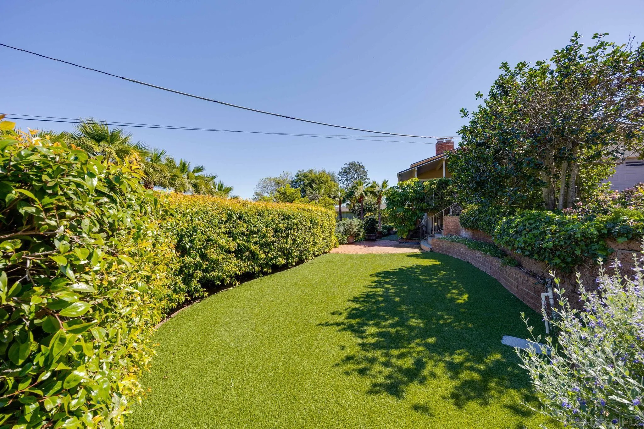 https://cdn.realtyfeed.com/cdn/127/260004849/a2180e0b0d31c348ec121e2b71c3018c.webp
