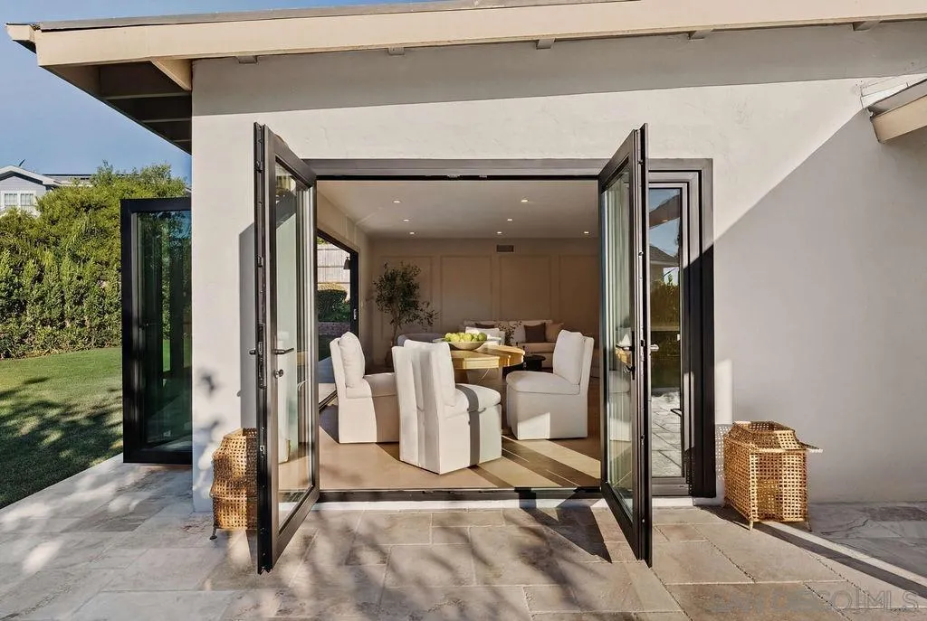 https://cdn.realtyfeed.com/cdn/127/260004851/471e9018da7ac52757f950092bf3dd35.webp