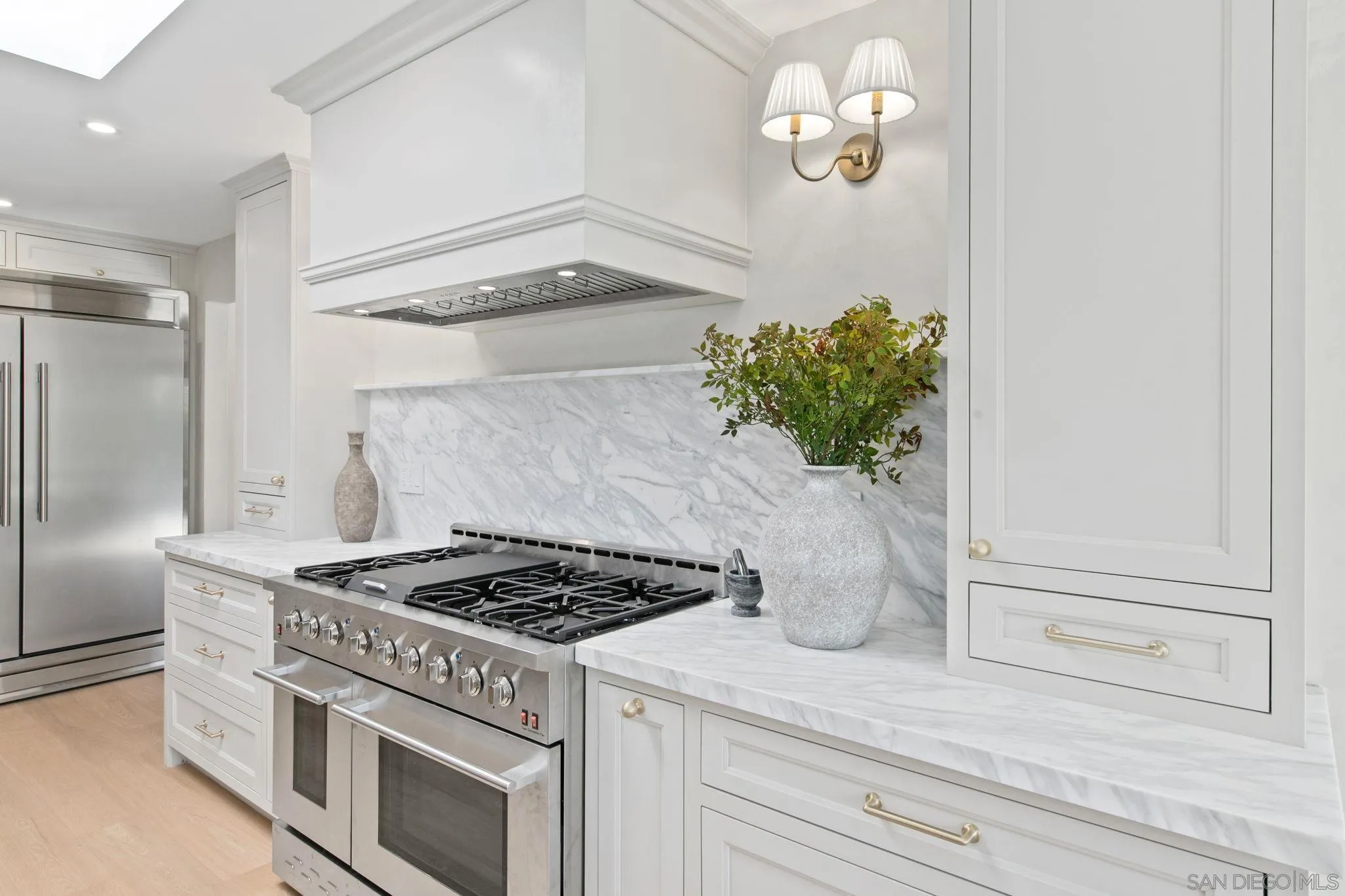 https://cdn.realtyfeed.com/cdn/127/260004851/cc5887ae2548ca63956199a912bee6ee.webp