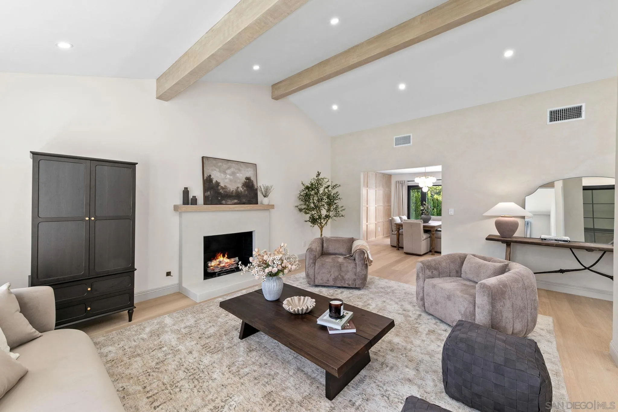 https://cdn.realtyfeed.com/cdn/127/260004851/d4a75289c9b68a57e87b1cd78f2b2052.webp
