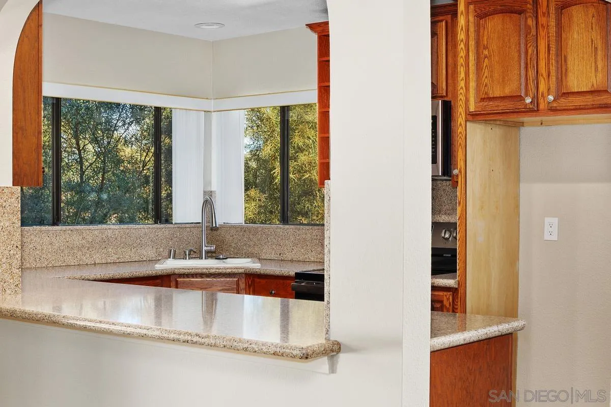 Photo #13: 260004852 Listing: Photo #13