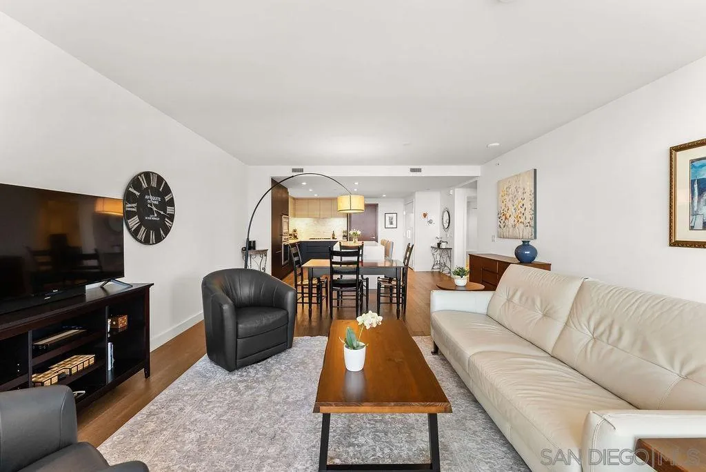 Photo #11: 260004853 Listing: Photo #11