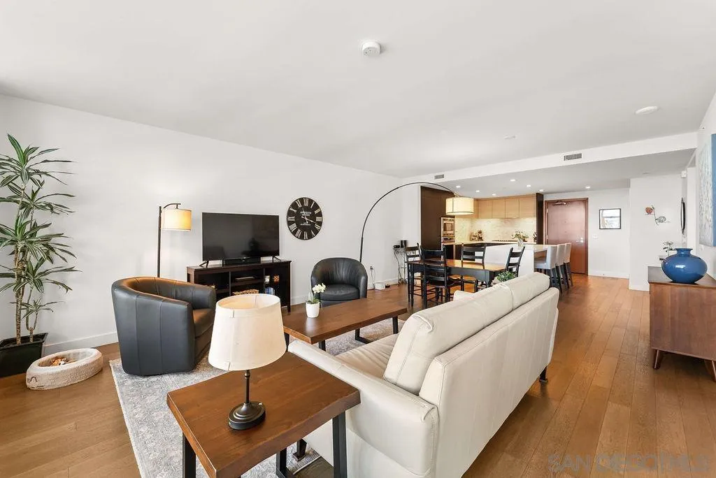 Photo #12: 260004853 Listing: Photo #12