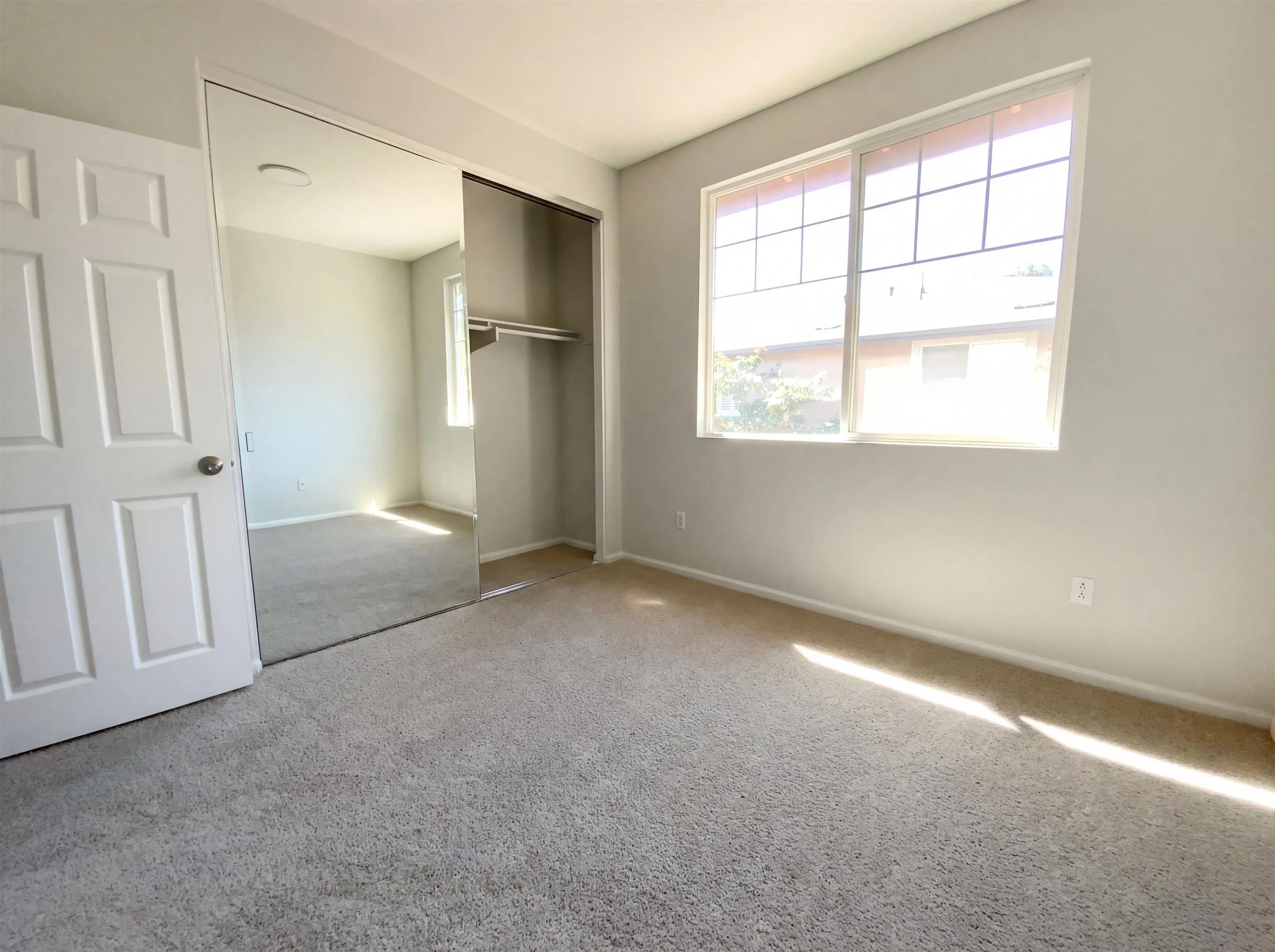 https://cdn.realtyfeed.com/cdn/127/260004855/156e63a410d44c8cb5f4b80978fb97a1.webp