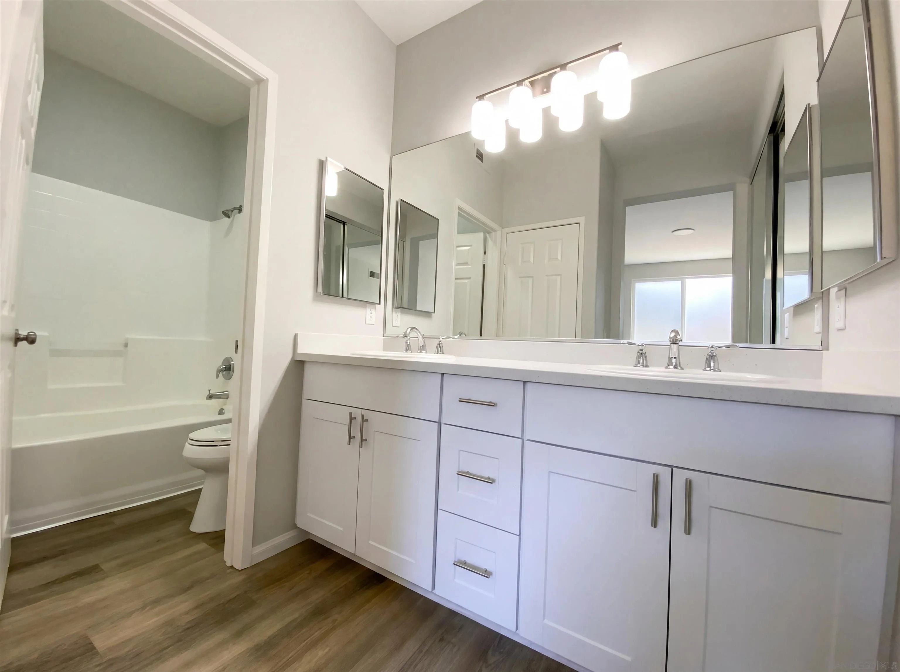 https://cdn.realtyfeed.com/cdn/127/260004855/3b76202952e9f5440cd4f782a9d14495.webp