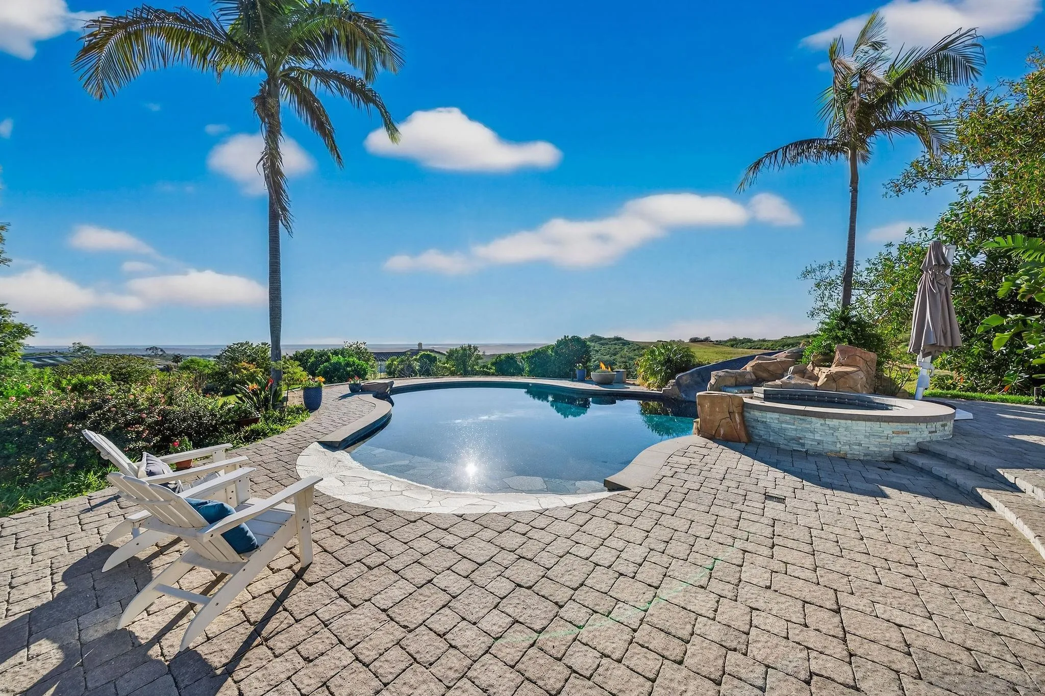https://cdn.realtyfeed.com/cdn/127/260004856/66e712b5280ad71f3e051e692b5202d0.webp