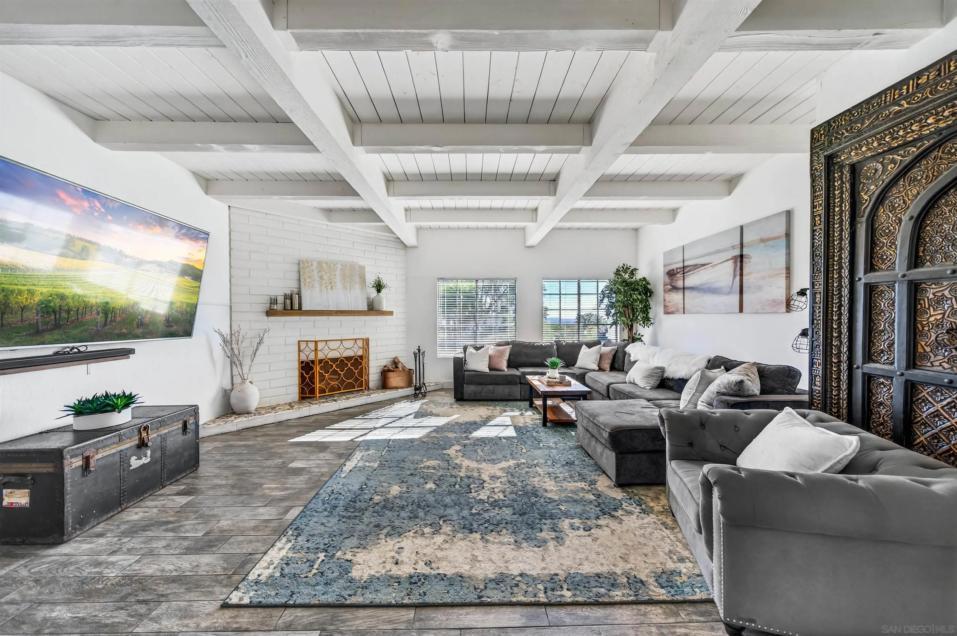 https://cdn.realtyfeed.com/cdn/127/260004856/def9415c13a5e96893aef98f8c62687c.webp