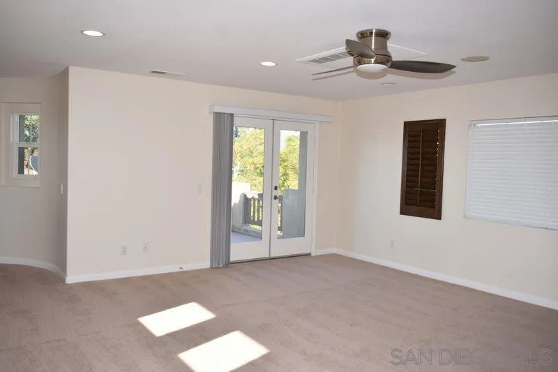 https://cdn.realtyfeed.com/cdn/127/260004860/0d4aa9fc9645da25f88985b10f96e1b1.webp