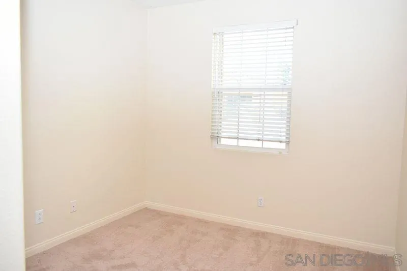 https://cdn.realtyfeed.com/cdn/127/260004860/245a86ba75986cb83e894f5473288e8a.webp