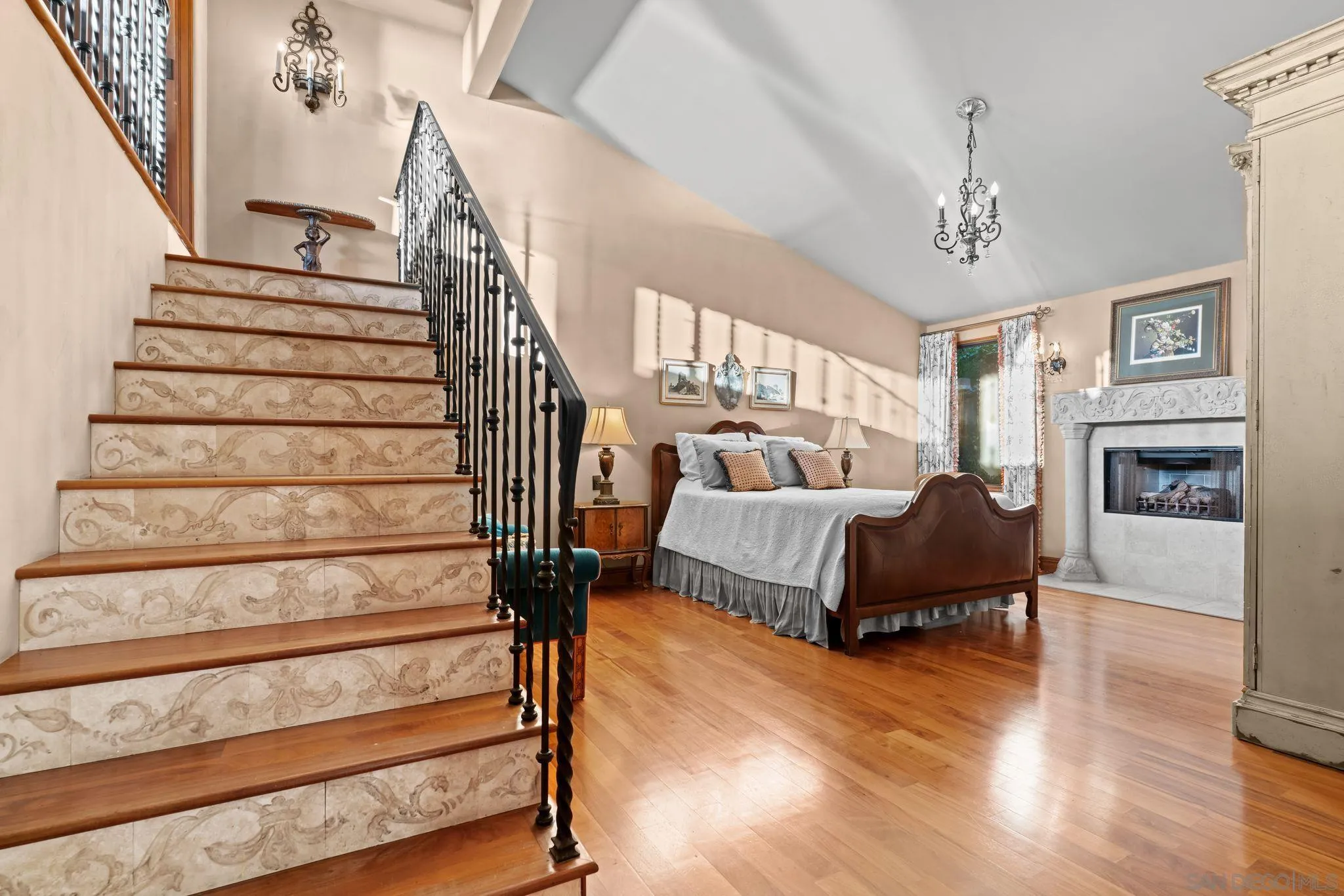 https://cdn.realtyfeed.com/cdn/127/260004863/2162b6d5bc739acdfed9d646e88020c0.webp