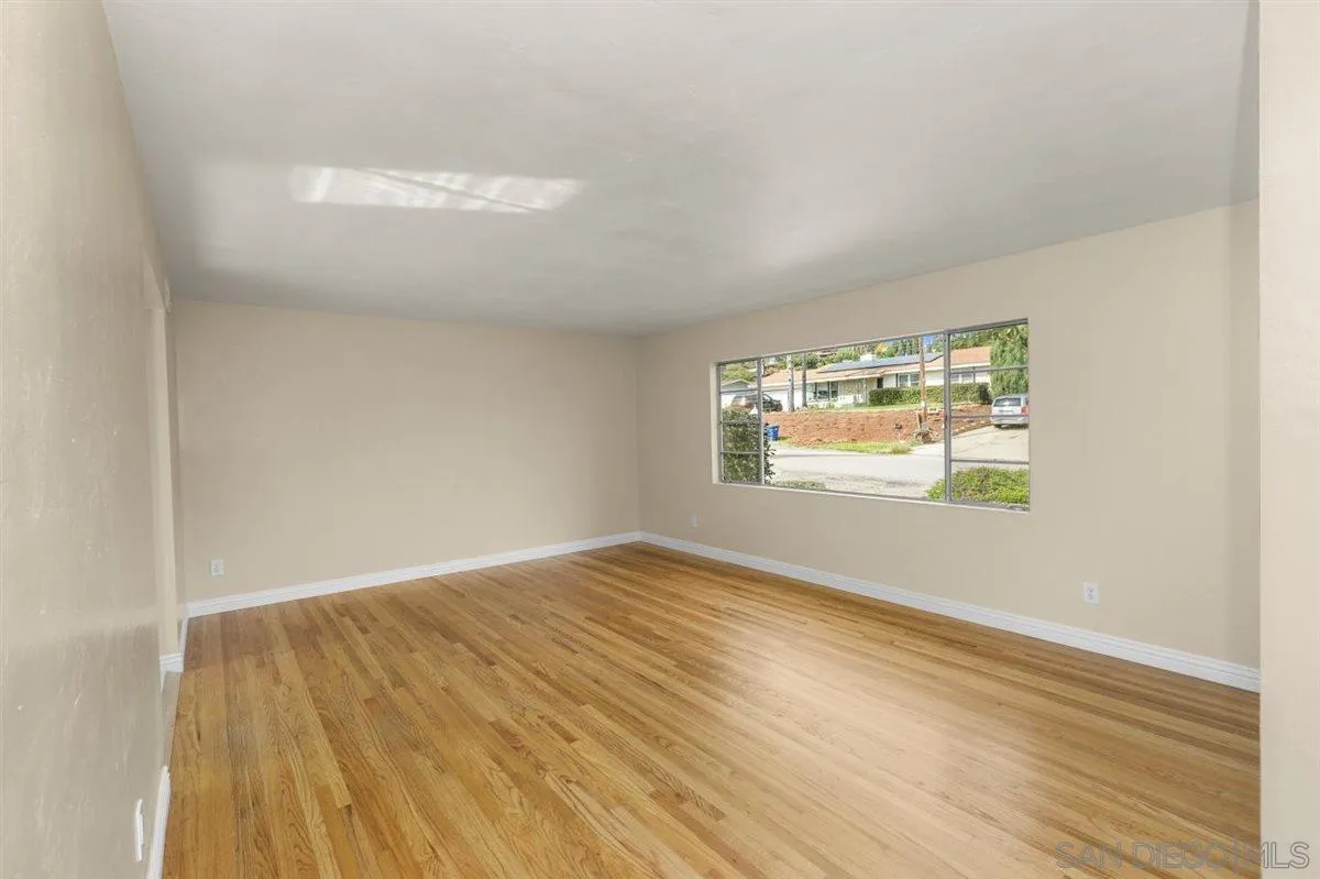https://cdn.realtyfeed.com/cdn/127/260004867/bcc3dab96a290dcb8c38e60bd06be843.webp