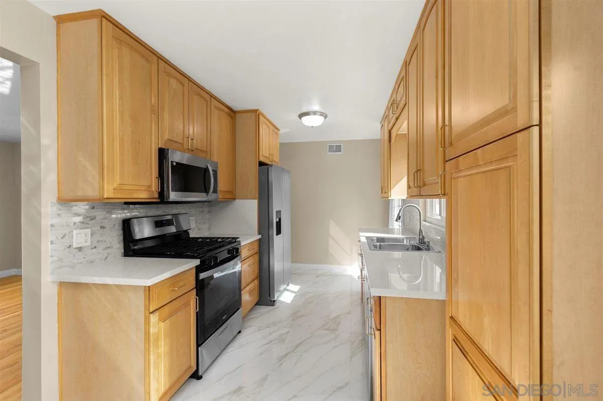 https://cdn.realtyfeed.com/cdn/127/260004867/bd03c9f07f37b6d1af3311570688d35c.webp