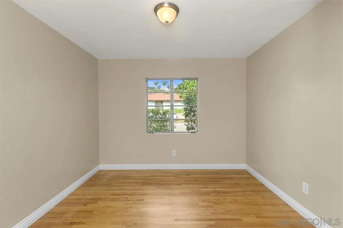 https://cdn.realtyfeed.com/cdn/127/260004867/f1172f0f02b79d2a5a8238a5595b05f4.webp