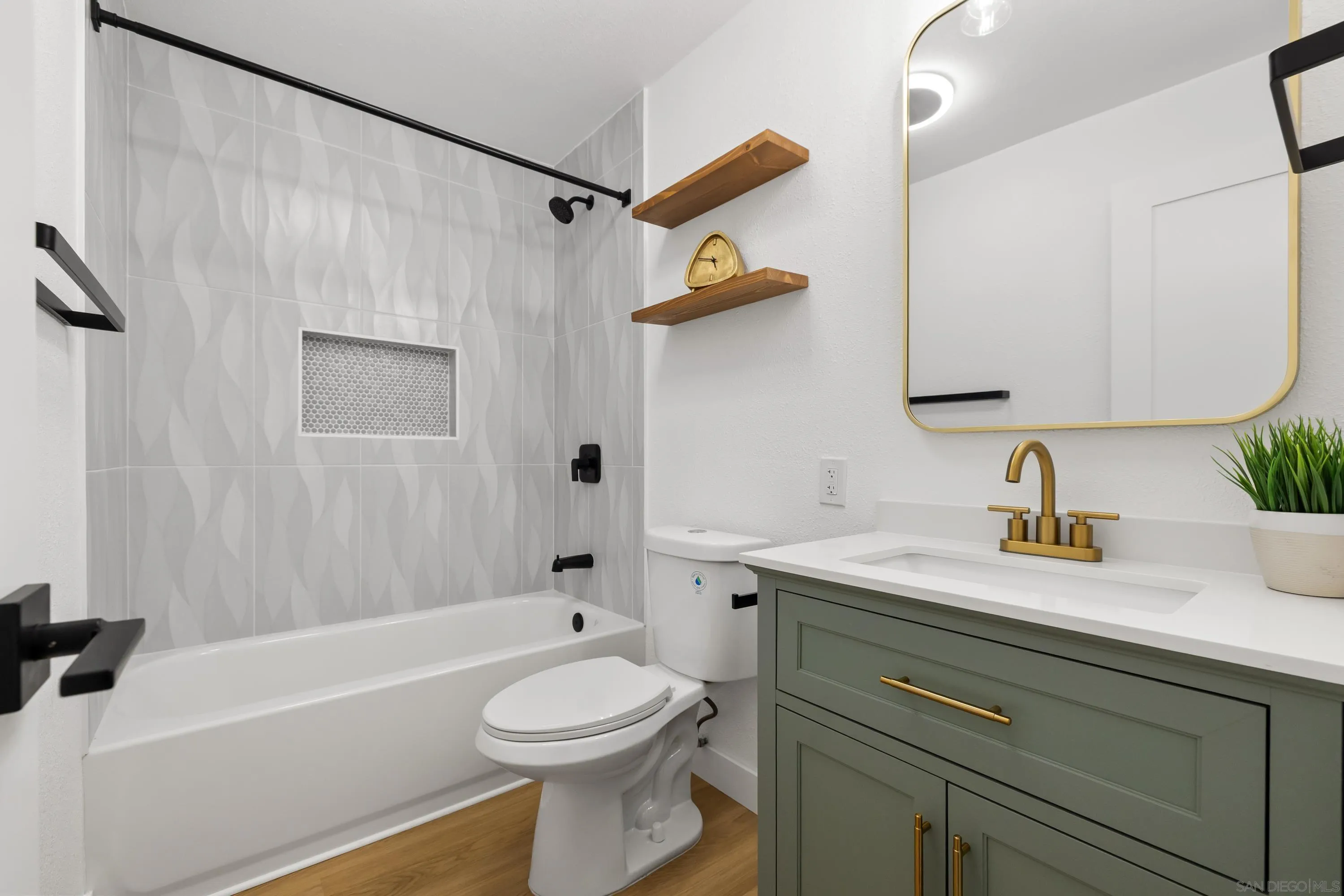 2715 A Street, San Diego, CA 92109 - Photo 4 of 17, San Diego, CA