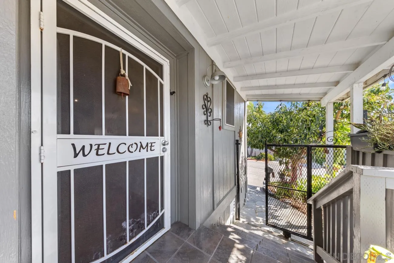 https://cdn.realtyfeed.com/cdn/127/260004891/00a3d4ee9e6ffe001f589c4670094fd2.webp