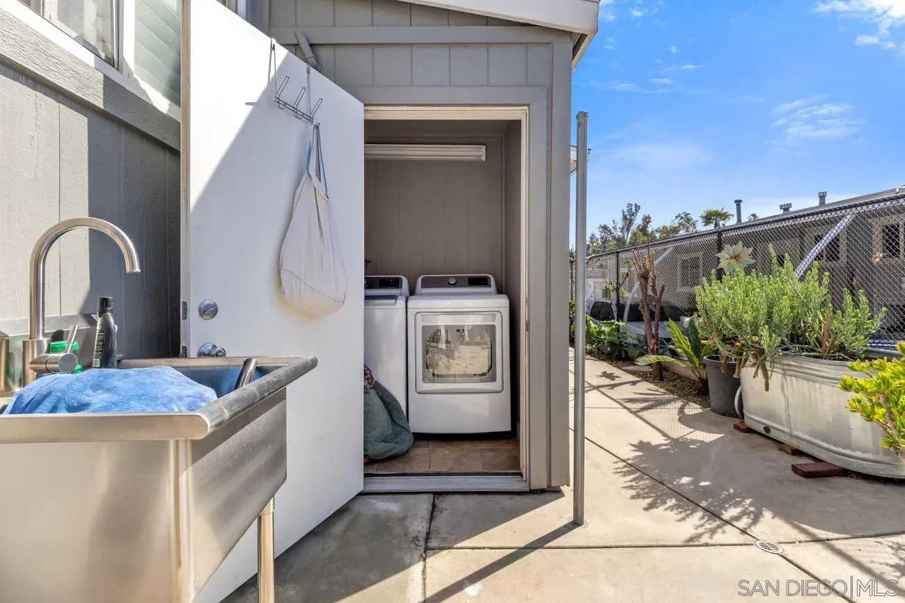 https://cdn.realtyfeed.com/cdn/127/260004891/1d33d8152a229c4d4a73eb3185f27f9a.webp