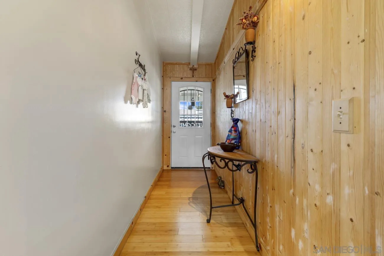 https://cdn.realtyfeed.com/cdn/127/260004891/2f0f7cd3ce6130e87c162841c425eab0.webp