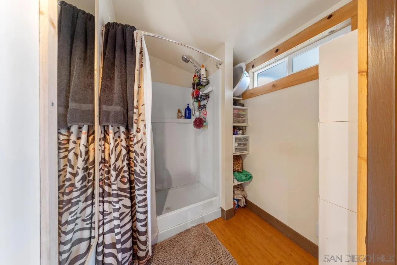 https://cdn.realtyfeed.com/cdn/127/260004891/de47a2e07b68c560148b4680dc1f75f7.webp