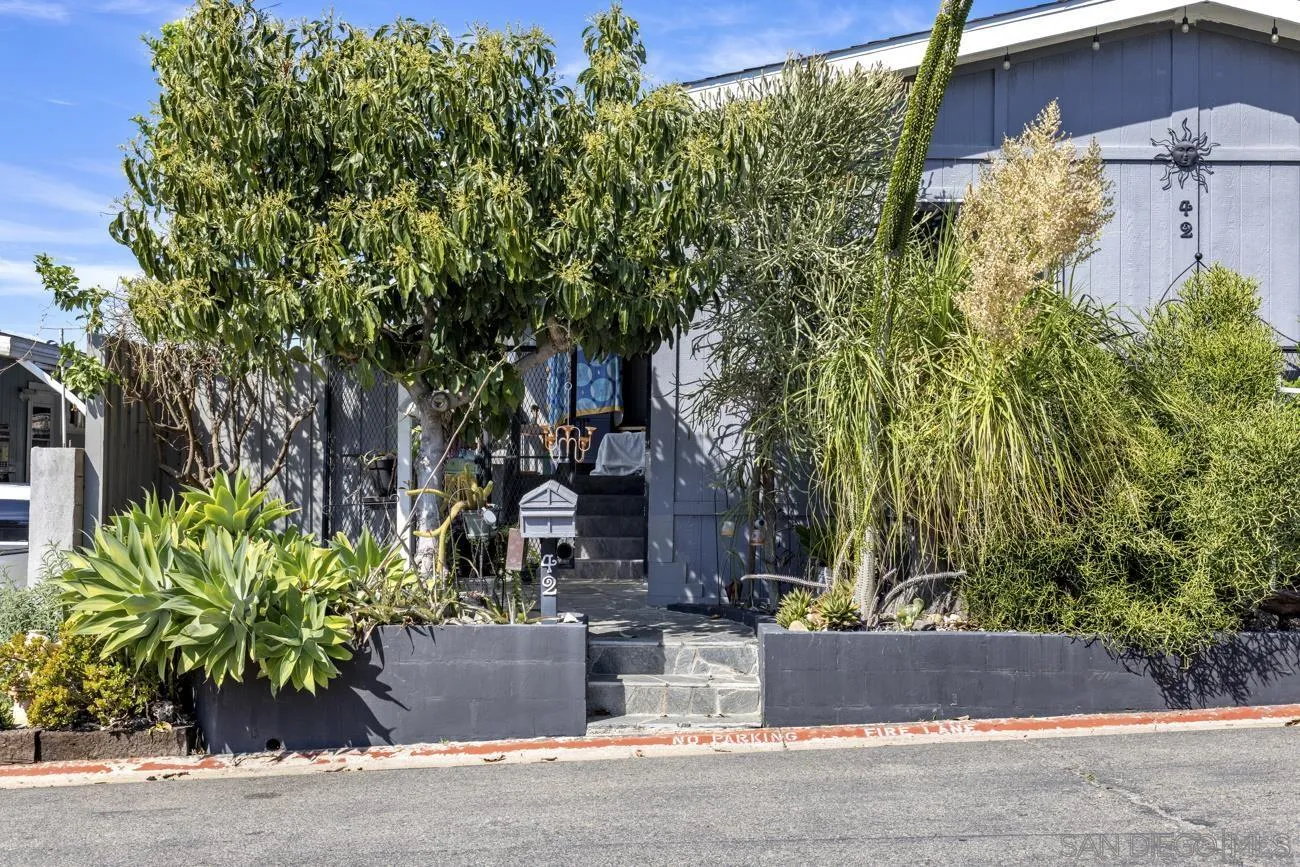 https://cdn.realtyfeed.com/cdn/127/260004891/e113b628b4c36b3e3f6e306e2a5451a8.webp
