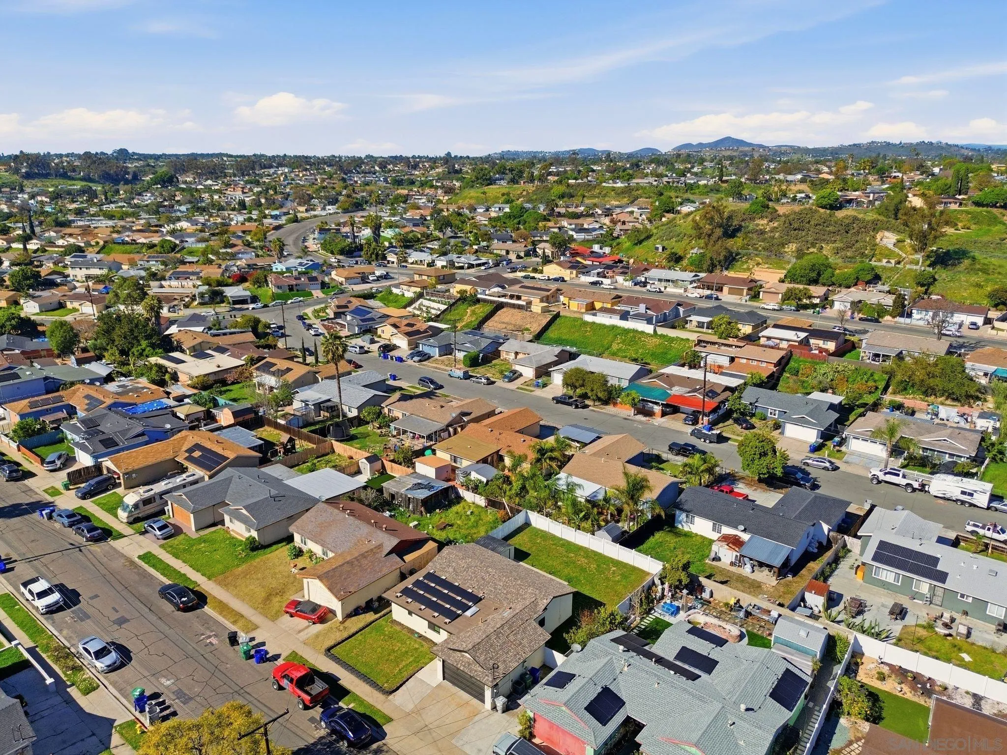 https://cdn.realtyfeed.com/cdn/127/260004892/3b1d7dabb9ae319b1603ef219b289b9b.webp