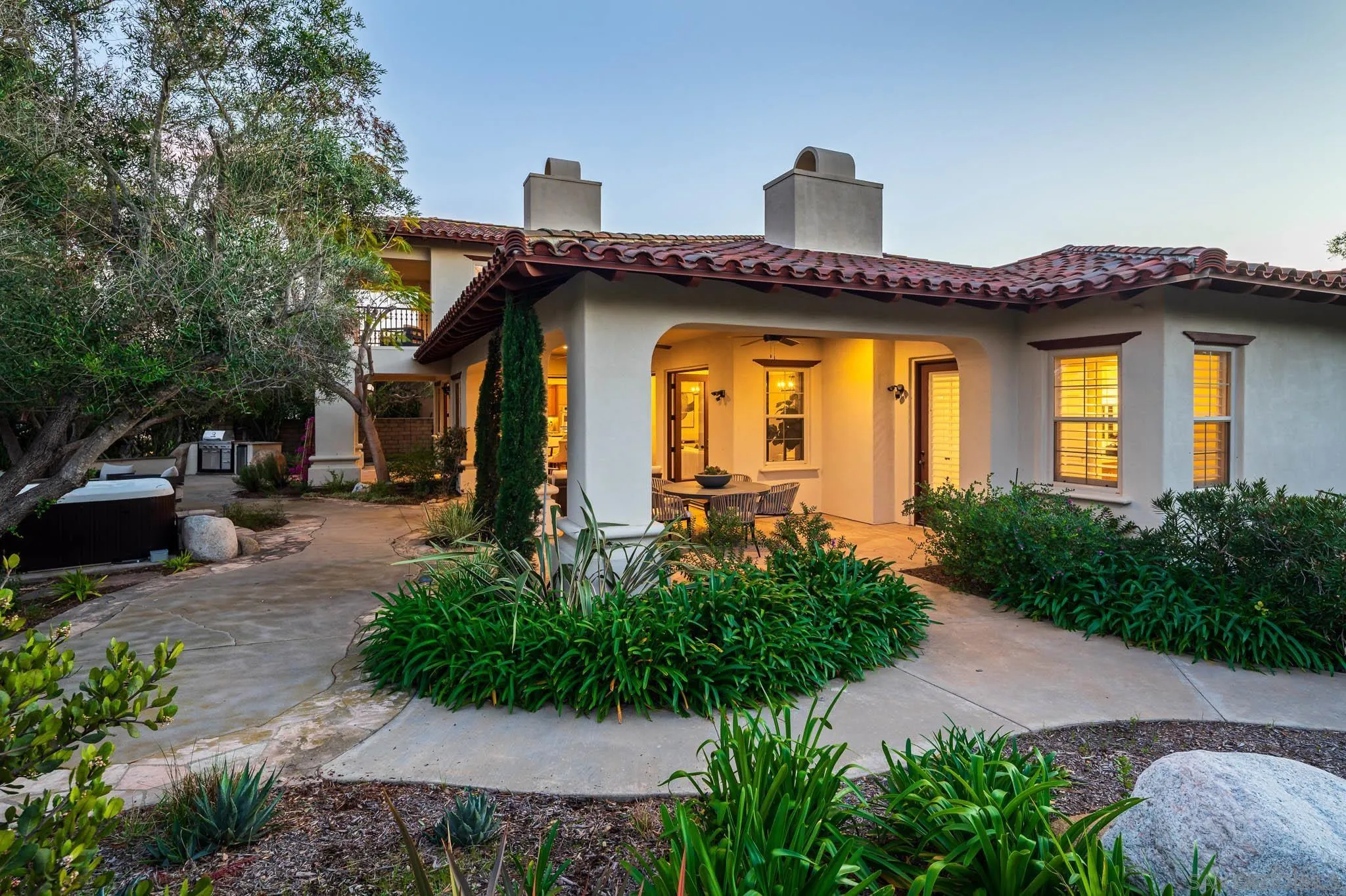 https://cdn.realtyfeed.com/cdn/127/260004893/02b06774879035f783dc679bed1bf78e.webp