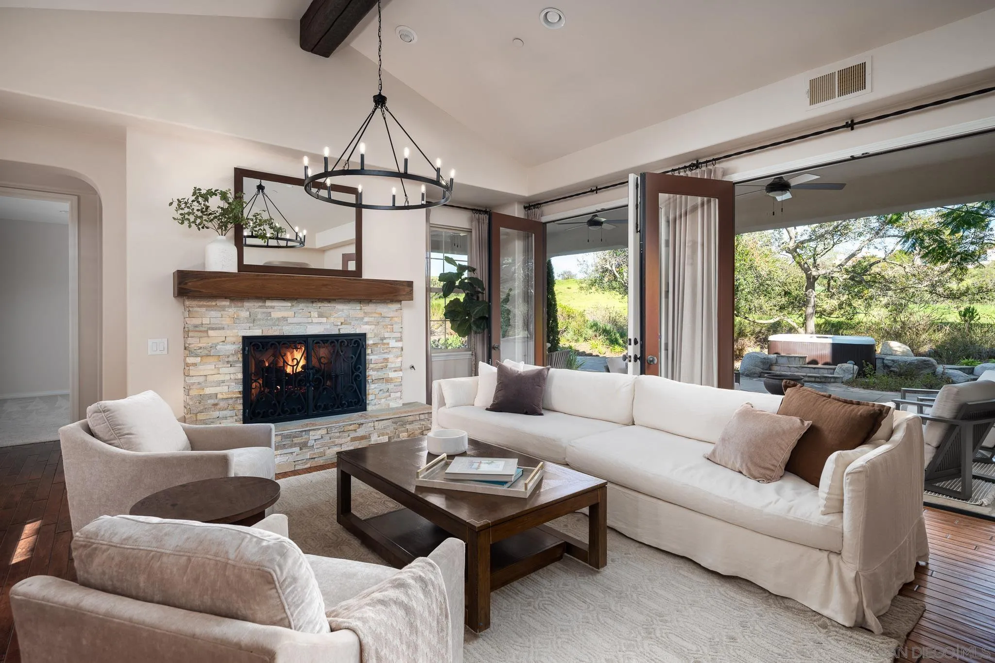 https://cdn.realtyfeed.com/cdn/127/260004893/3965d7cc3487f64090313500f46156e0.webp