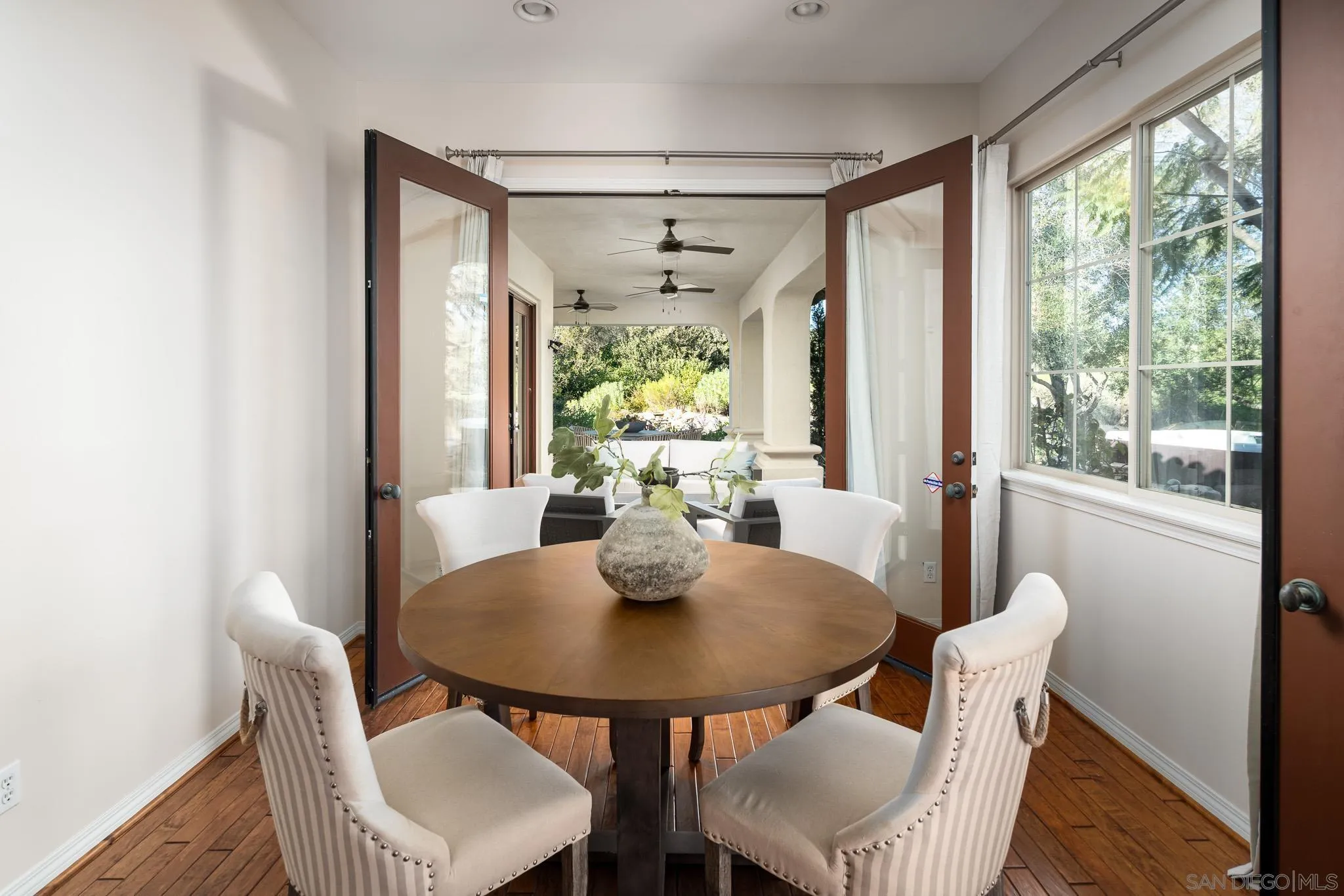 https://cdn.realtyfeed.com/cdn/127/260004893/66c073ec57888b8732bf61af0e5e530a.webp