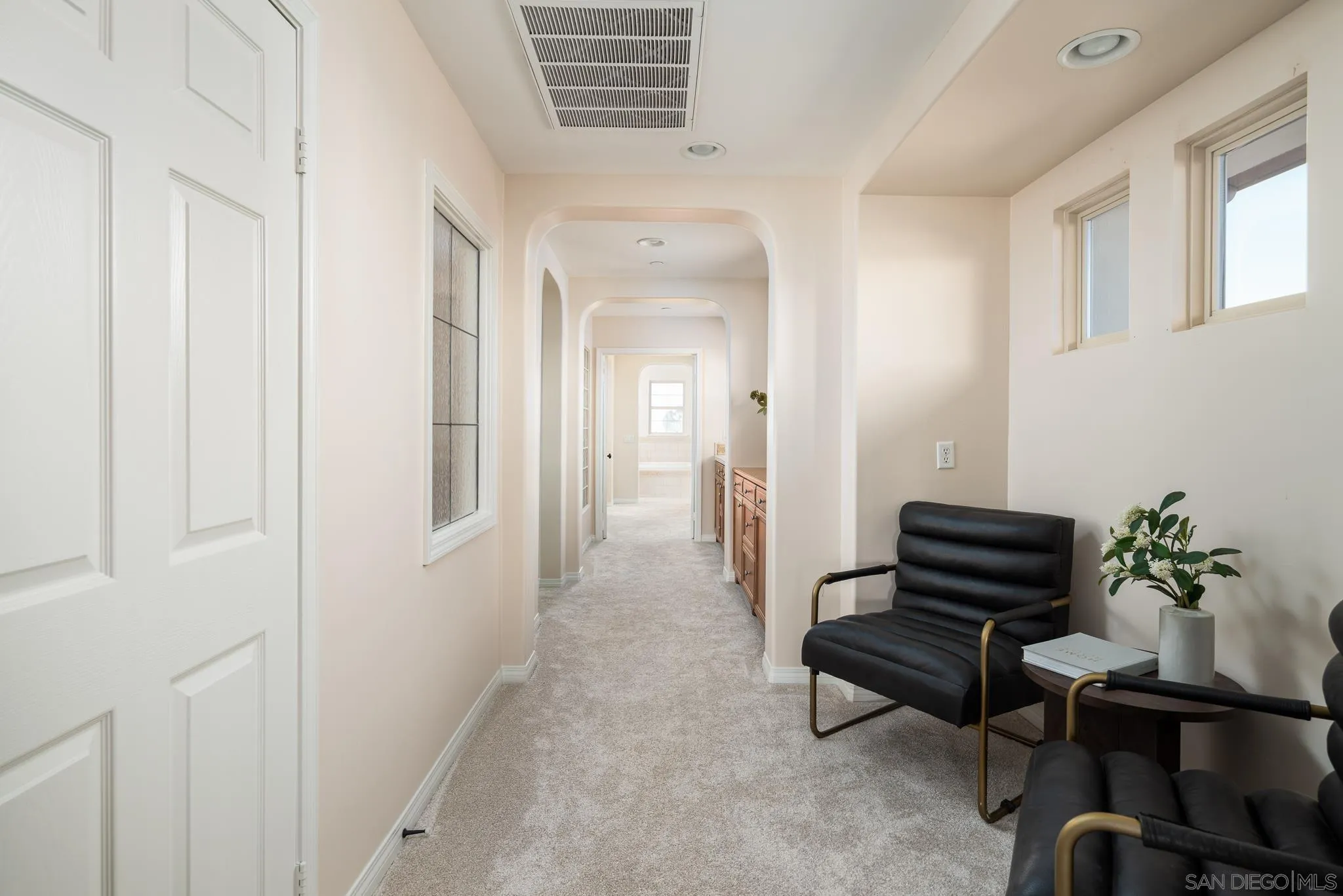 https://cdn.realtyfeed.com/cdn/127/260004893/780eeefe5c10957b57840122a2794f6a.webp