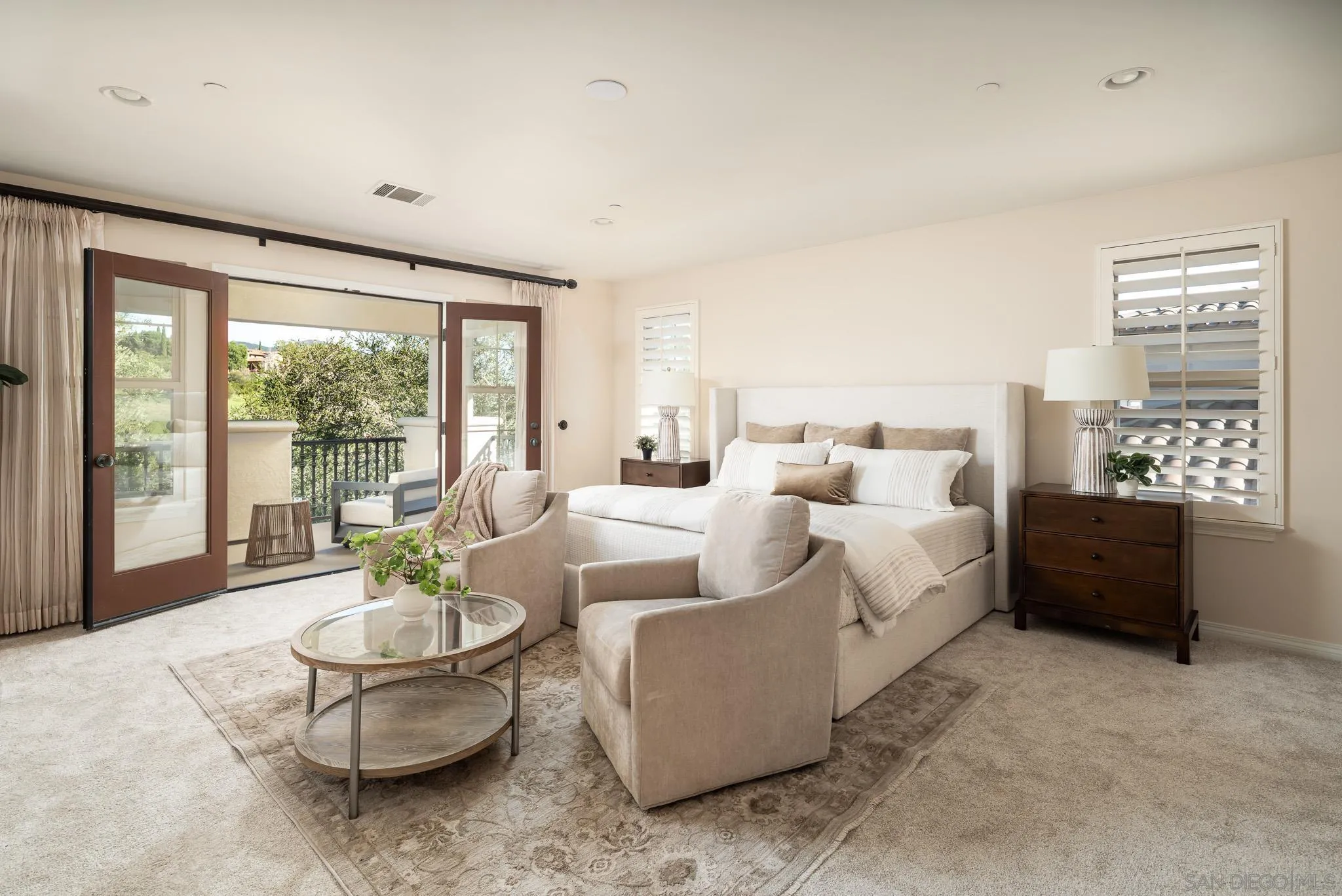 https://cdn.realtyfeed.com/cdn/127/260004893/95fd9d62b610adb26a01f53eb25f7fe9.webp