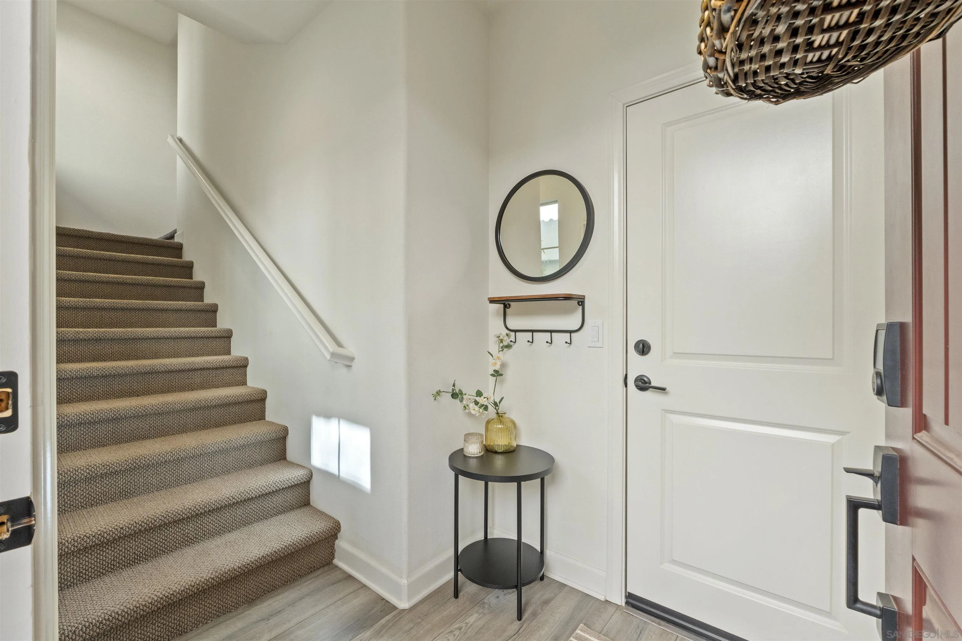 Photo #3: 260004896 Listing: Photo #3