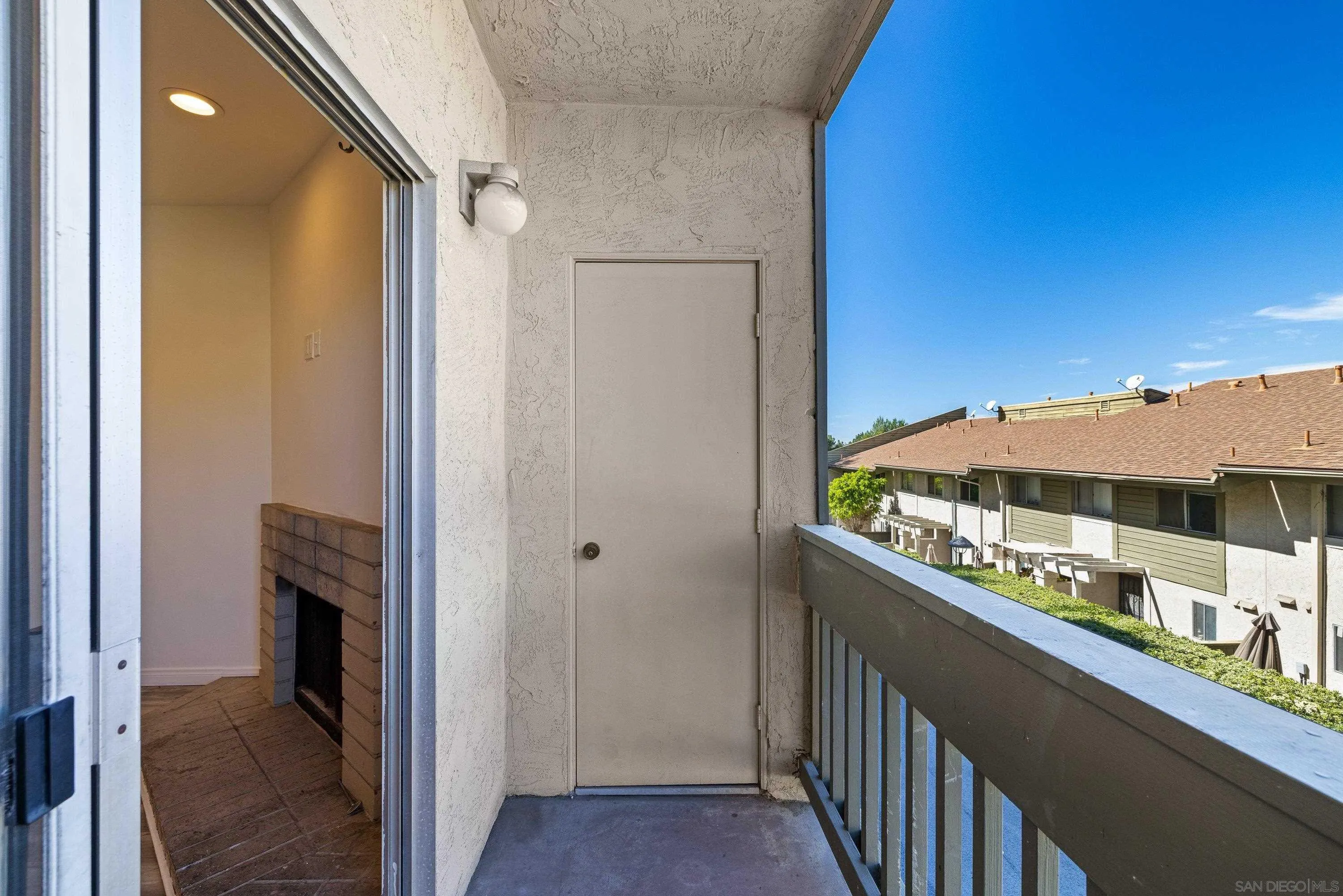 https://cdn.realtyfeed.com/cdn/127/260004898/0c7ee1f70c67ed5f599fa6ce7613630f.webp