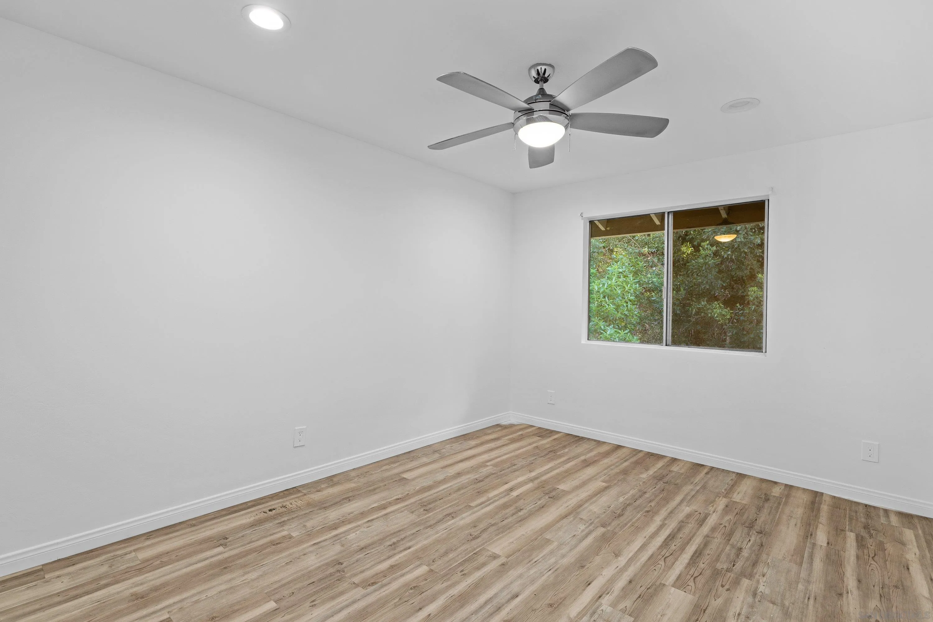 https://cdn.realtyfeed.com/cdn/127/260004898/227514f7a9215d71d74af26f197973d2.webp