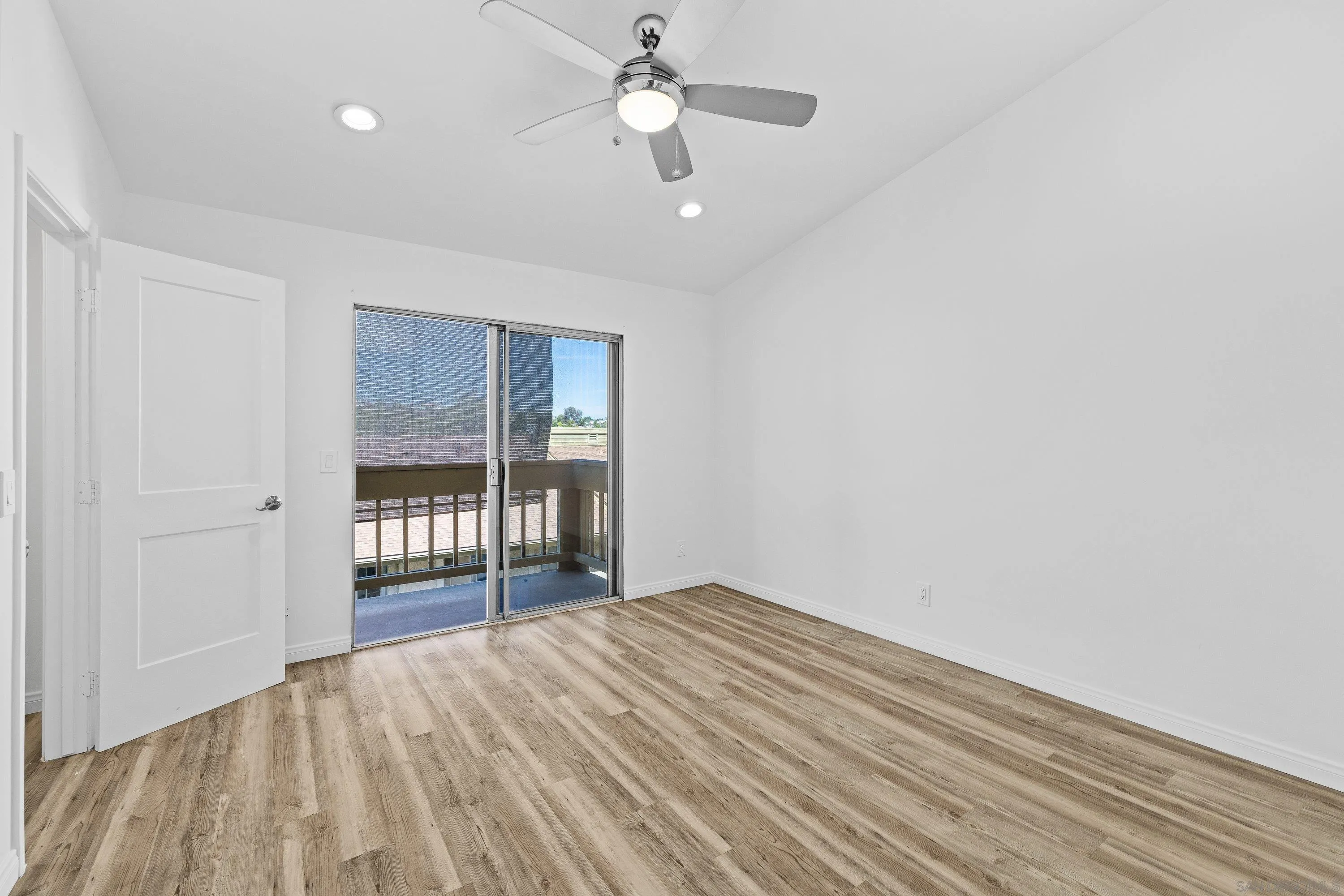 https://cdn.realtyfeed.com/cdn/127/260004898/5f9a63934e5342df5a7d47a5fb36f988.webp
