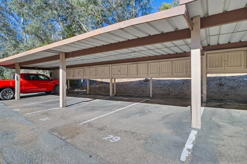 Photo #32: 2600049 Listing: Photo #32