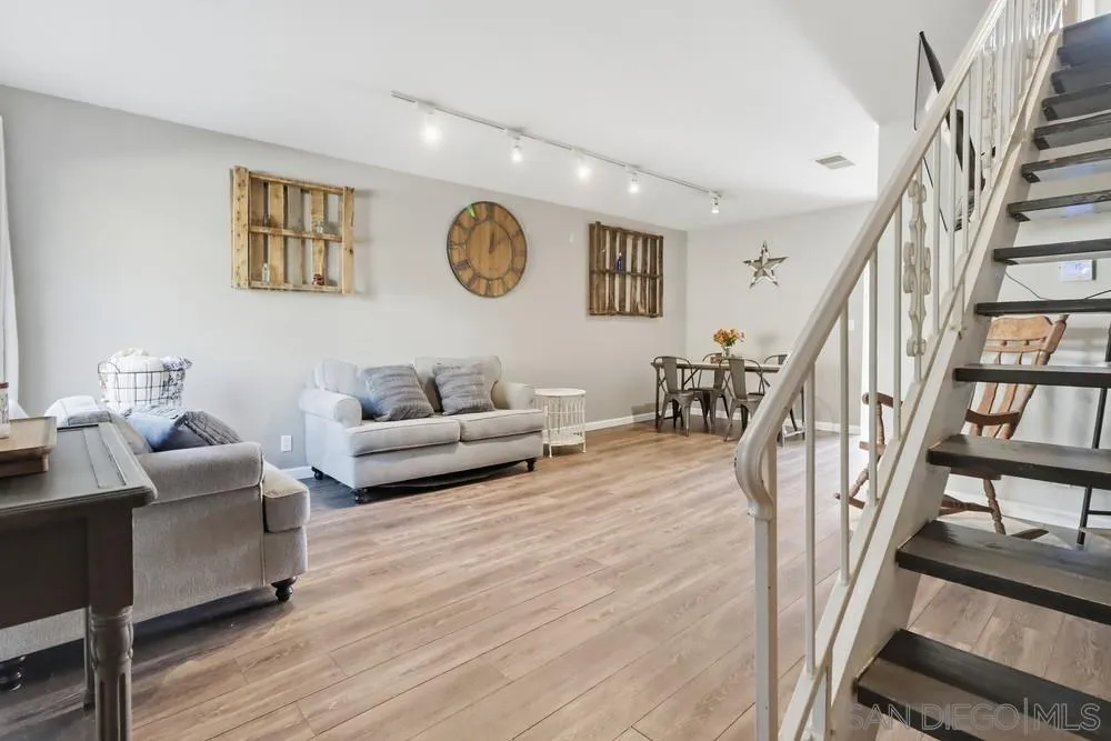 Photo #5: 2600049 Listing: Photo #5