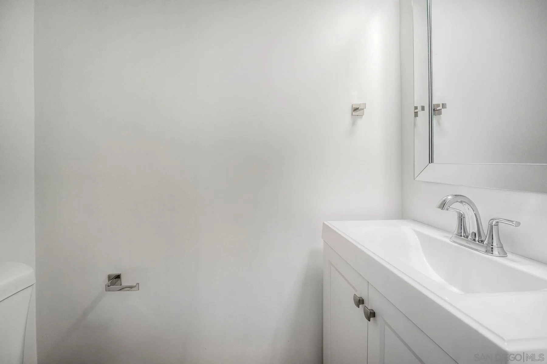 https://cdn.realtyfeed.com/cdn/127/260004907/1774186cdc1eaef5abeea0e42953601e.webp