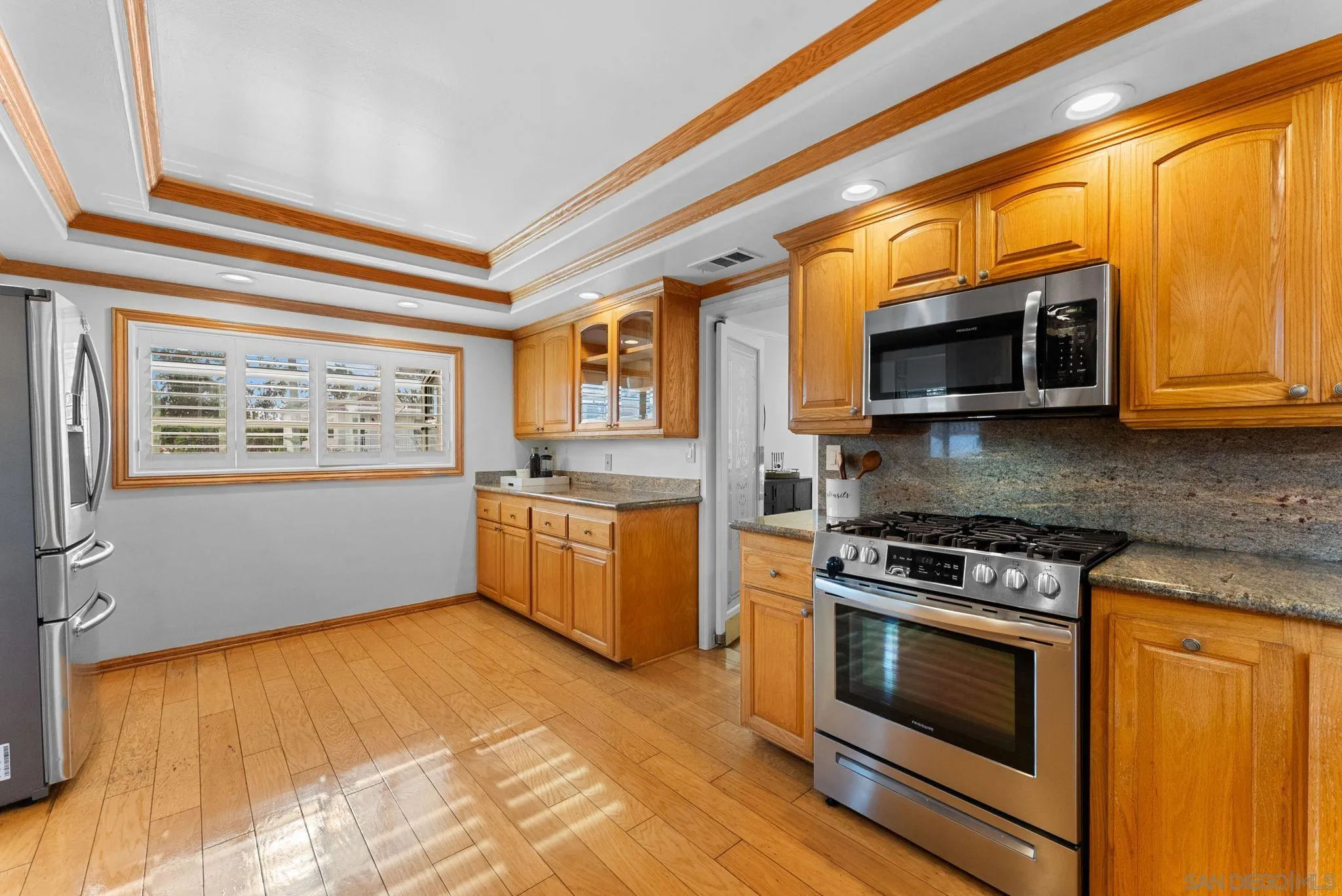 https://cdn.realtyfeed.com/cdn/127/260004910/357c923a323cf24dd989b2d3352879d6.webp