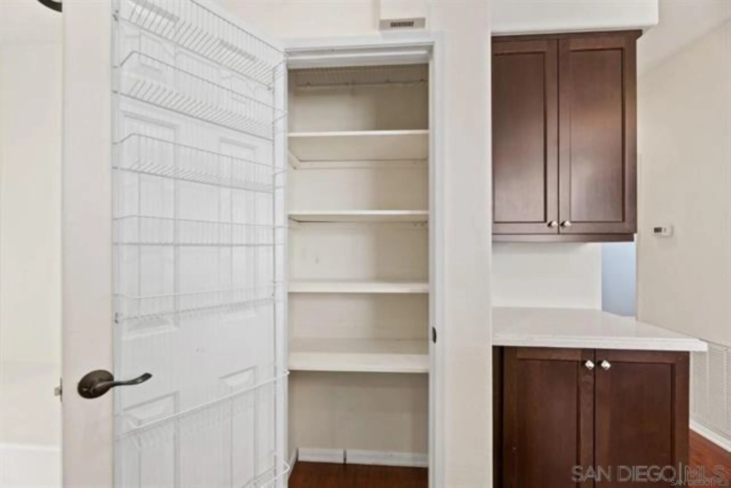 Photo #8: 260004912 Listing: Photo #8