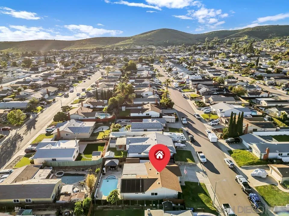https://cdn.realtyfeed.com/cdn/127/260004915/121377d220545784a44b078d16bea627.webp