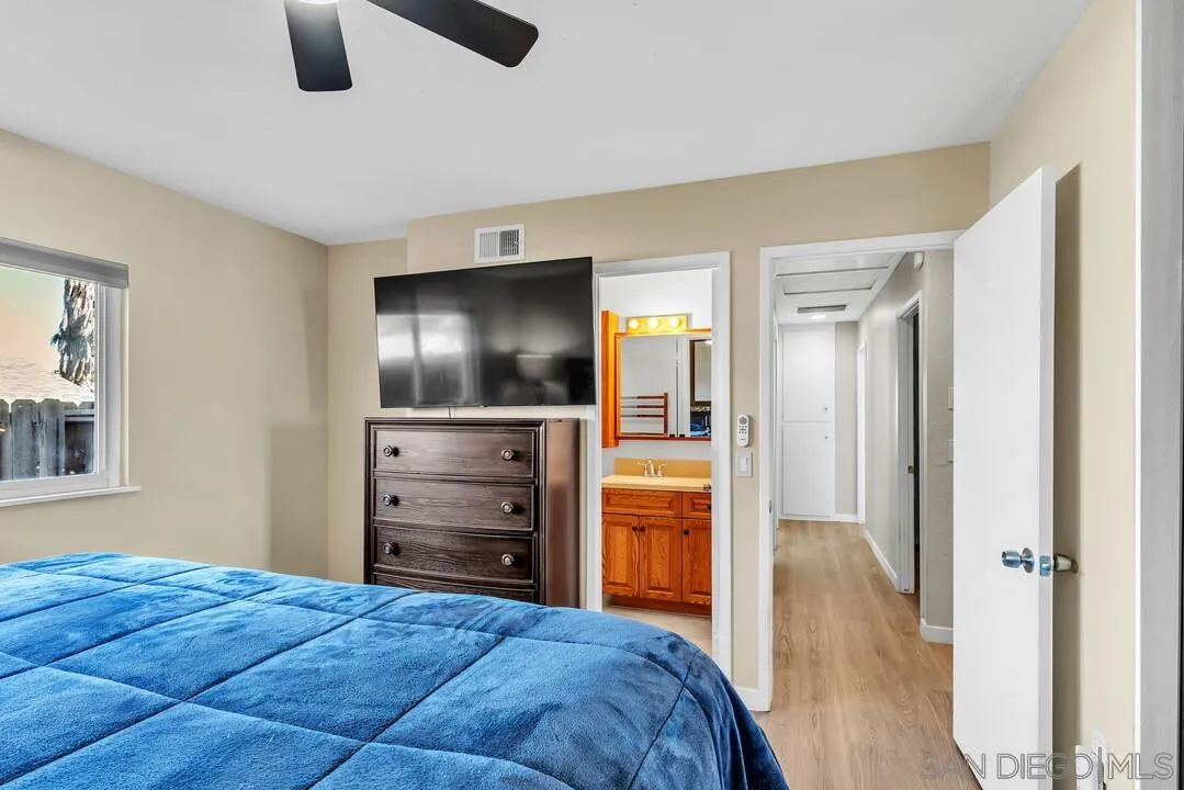 https://cdn.realtyfeed.com/cdn/127/260004915/1344979ec35e6d6185cdd890d70f6ca6.webp