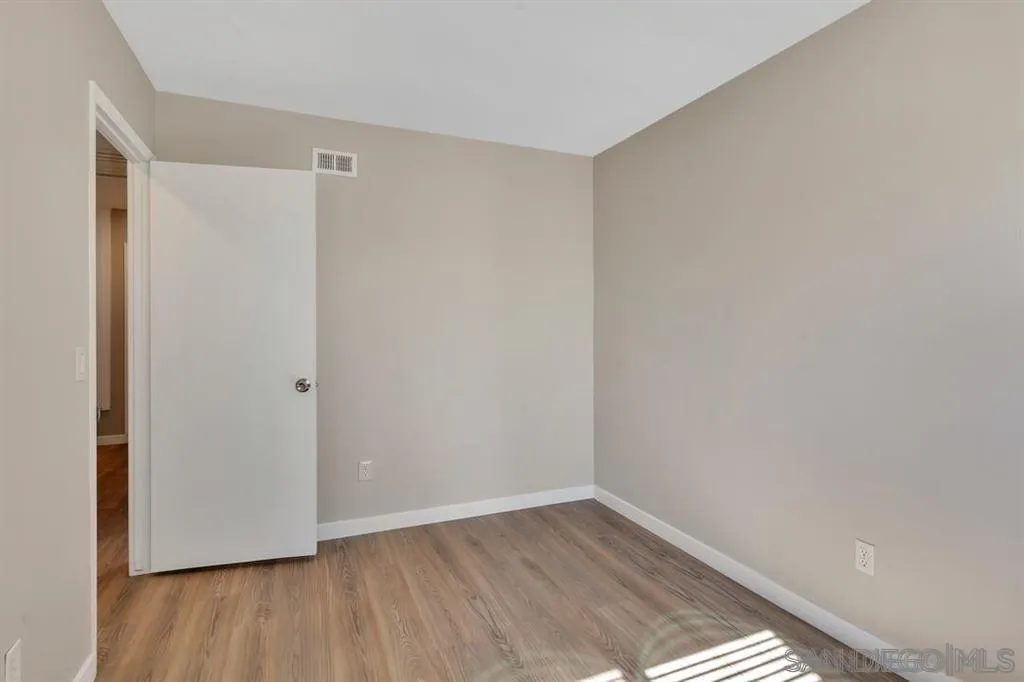 https://cdn.realtyfeed.com/cdn/127/260004915/21b2c34b404e0a574154f5aa7ba0dcfa.webp