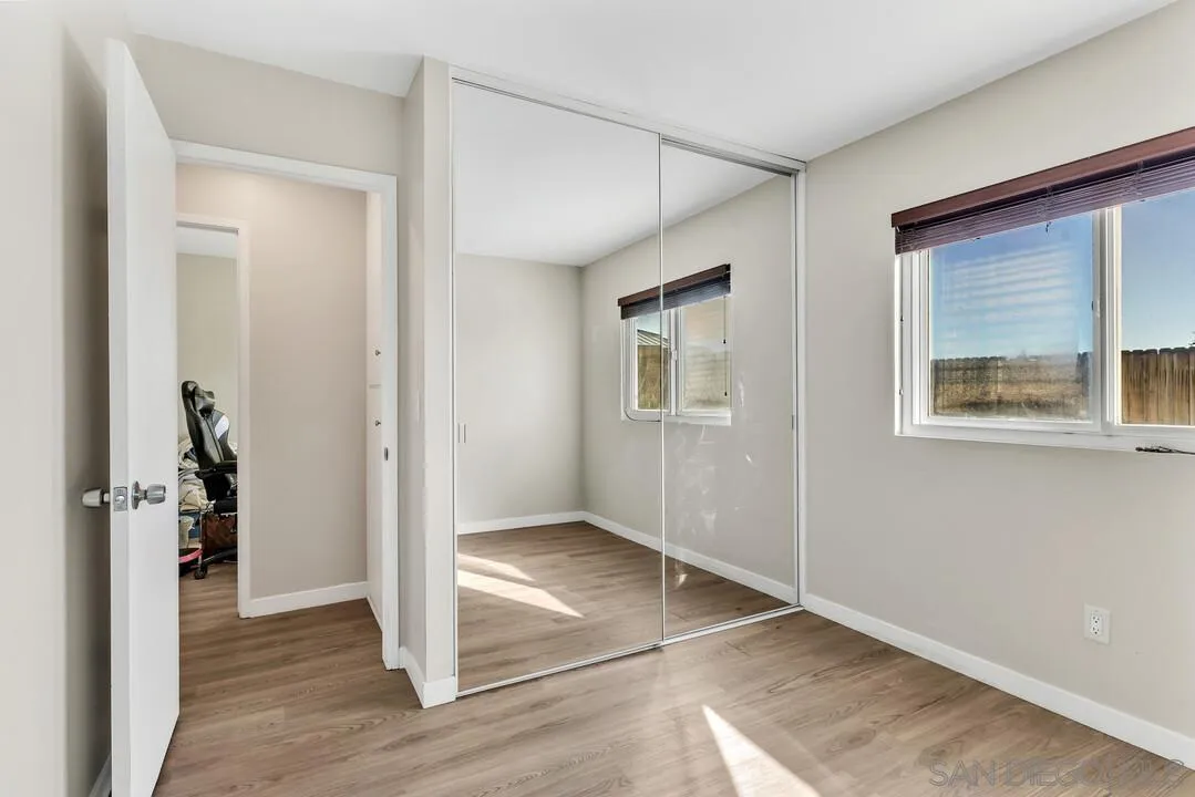 https://cdn.realtyfeed.com/cdn/127/260004915/e5ae73a808765fbb465440cc7624887b.webp