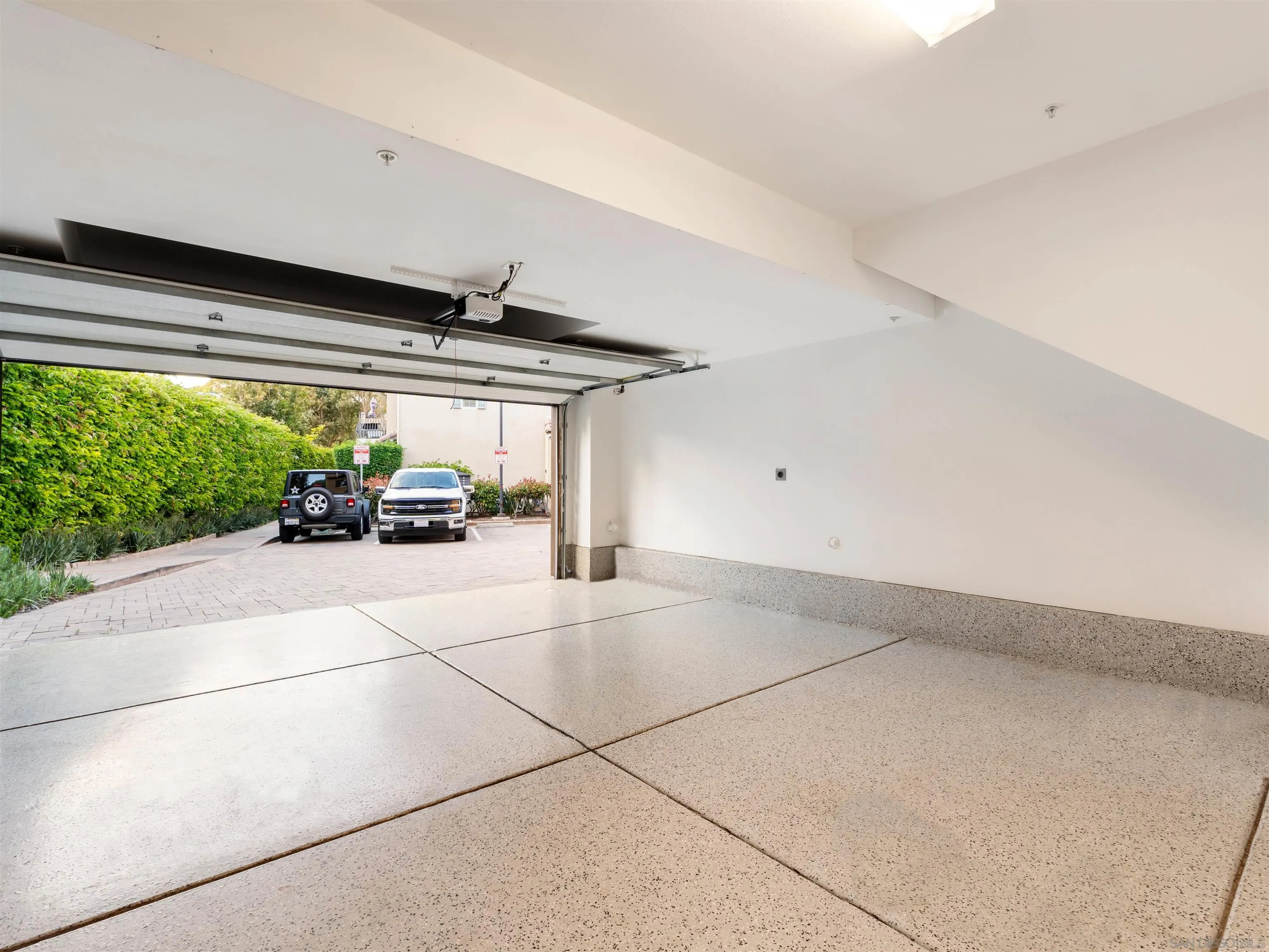 Photo #23: 260004920 Listing: Photo #23