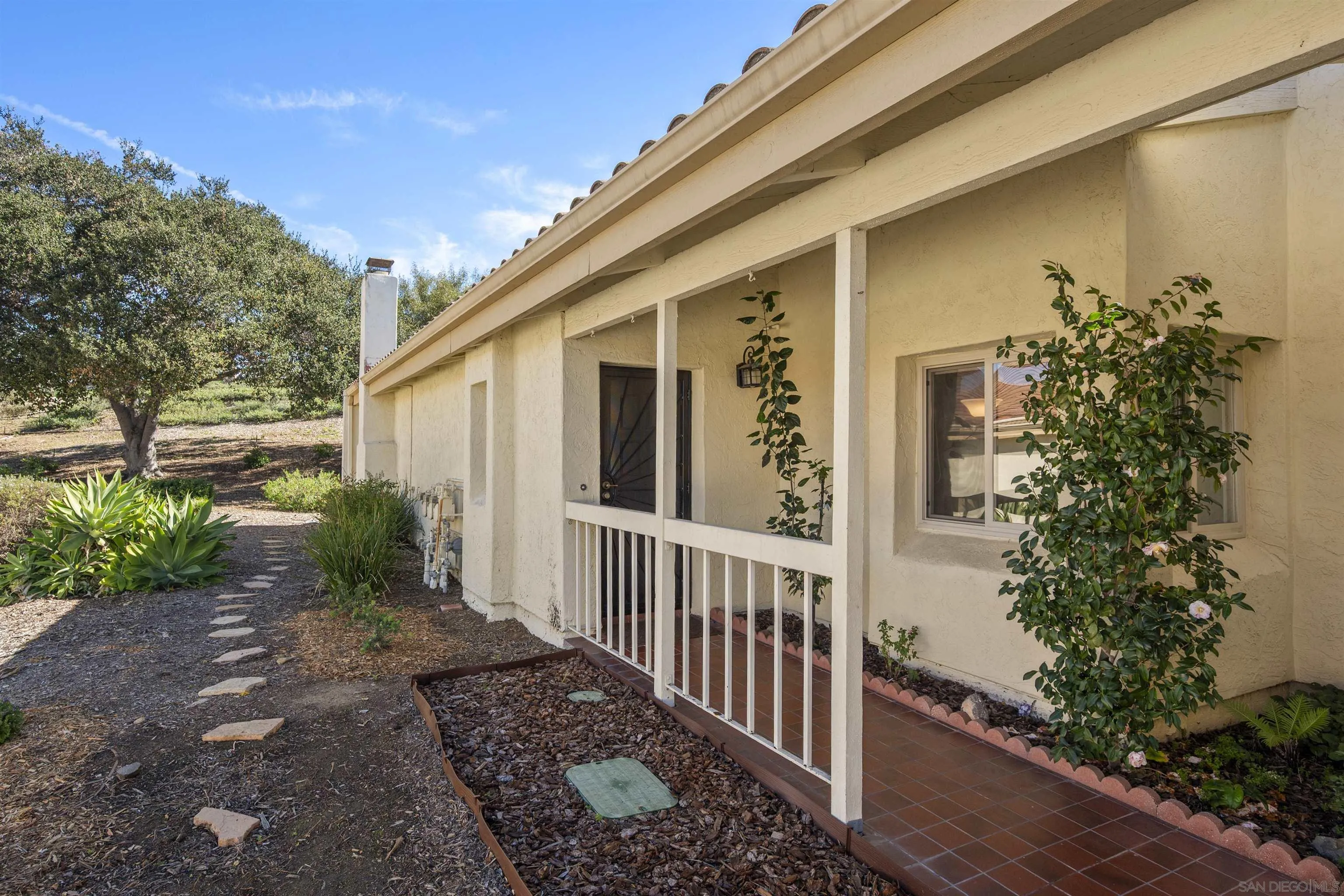 Photo #3: 260004929 Listing: Photo #3