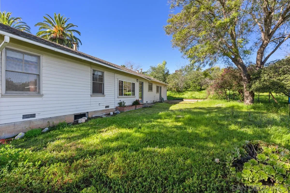 https://cdn.realtyfeed.com/cdn/127/260004930/1f59a3f0a04f88a2949bf9e878de27ab.webp
